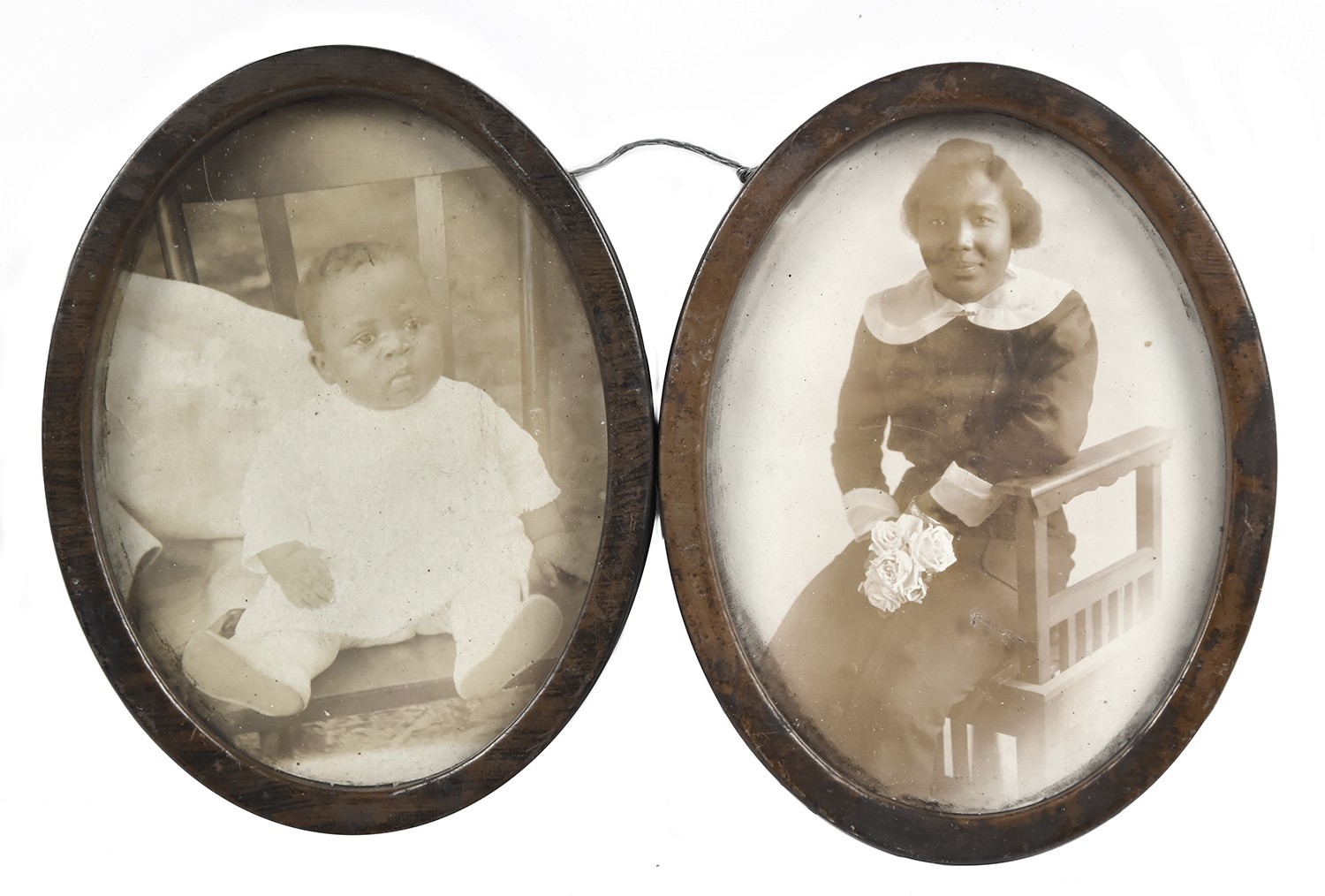 Antique African American Woman Baby Photos Pair Oval Frames Black Americana -148