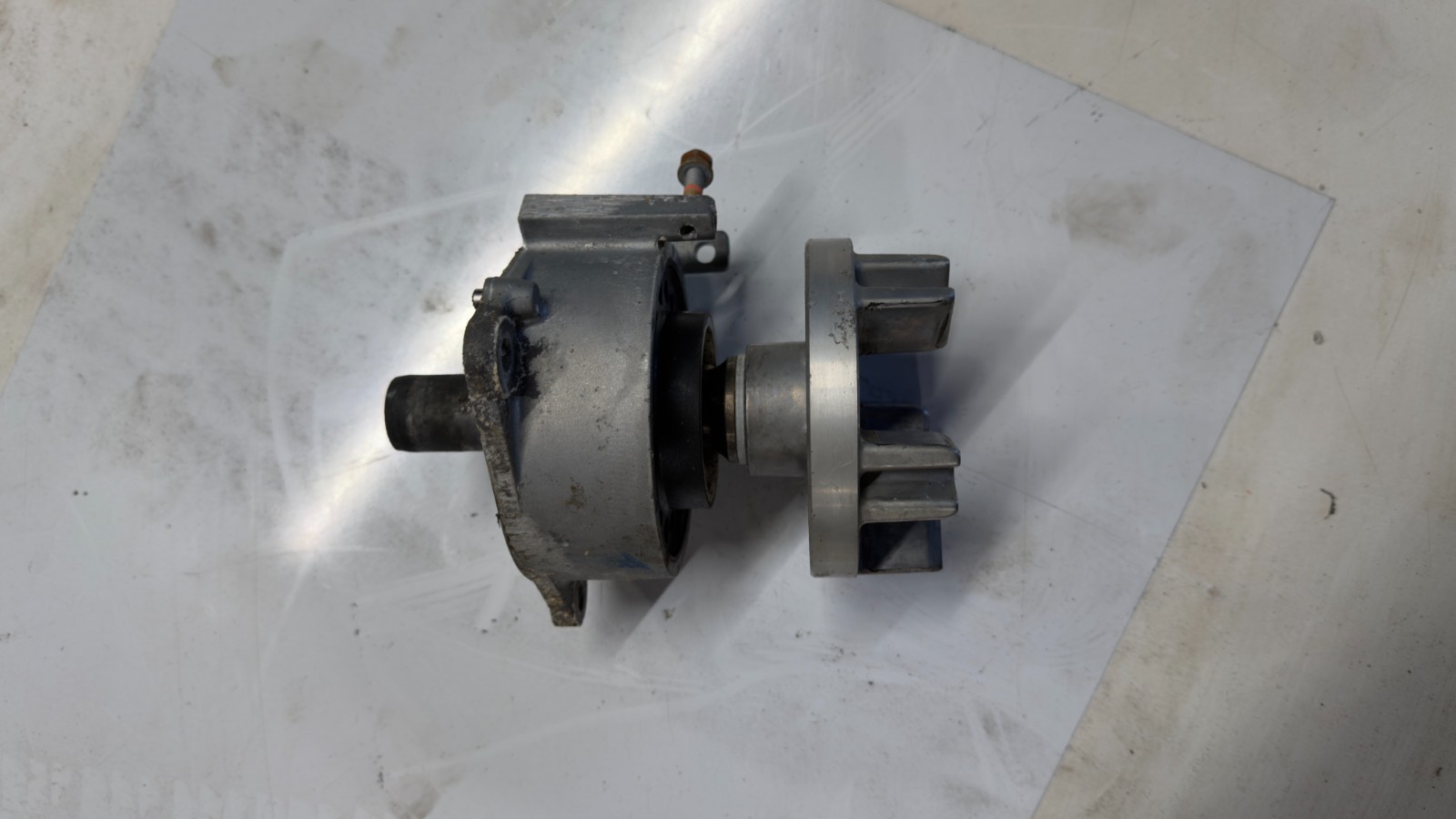 2018 YAMAHA FX HO 1.8 OEM MIDSHAFT CARRIER PTO 6S5-45332-00-94 6S5-G5332-00-00