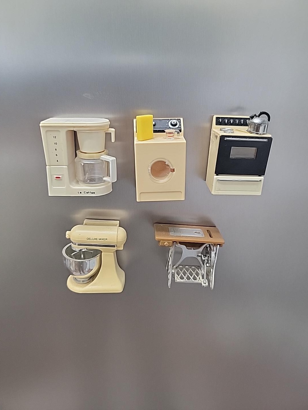 Vintage 1992 Acme Miniature Kitchen & Laundry Appliance Magnets-Lot Of 5