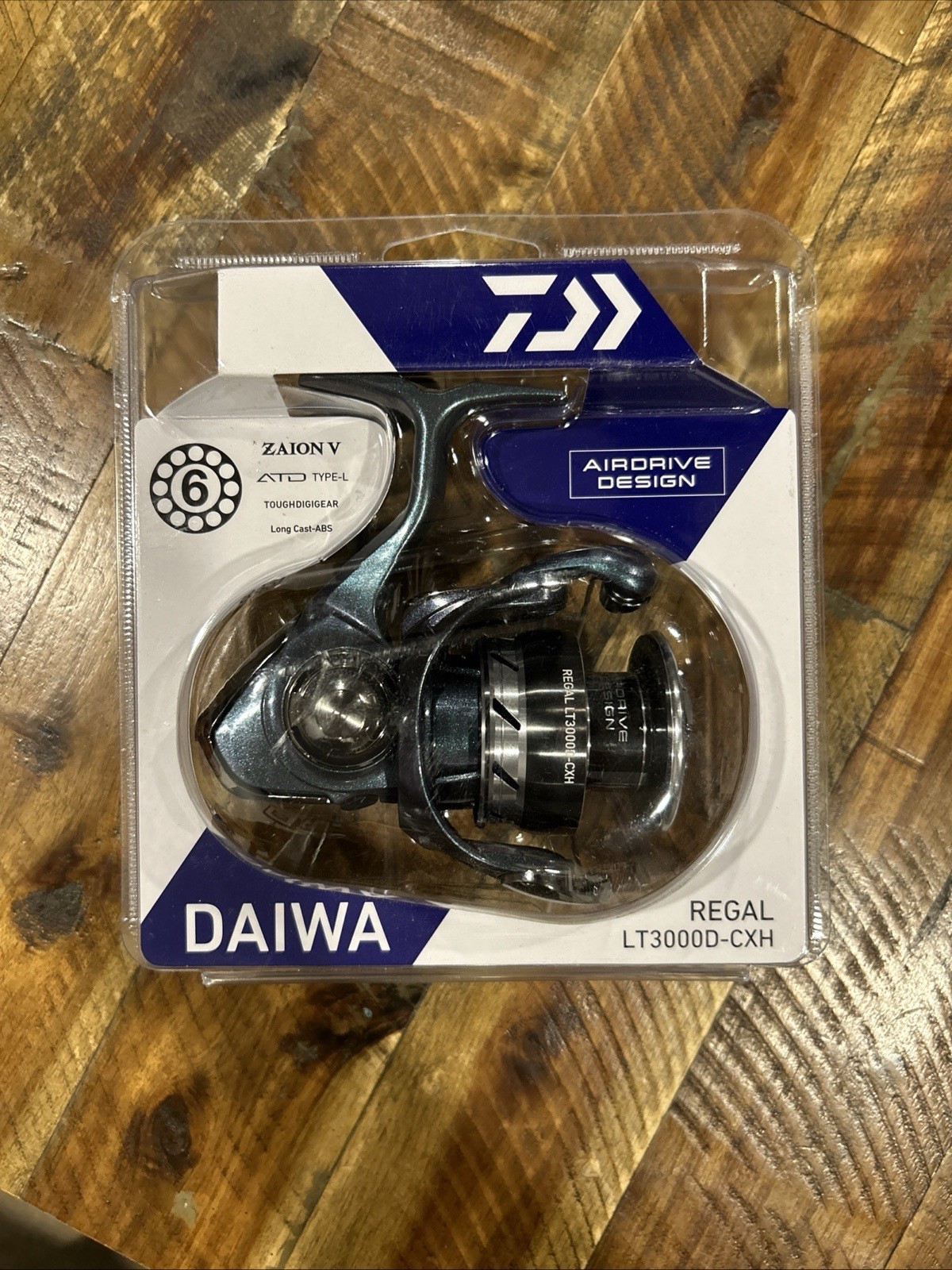 Daiwa Regal LT3000D-CXH Spinning Reel RGLT3000D-CXH-CP-B Purple Fishing Reel NEW