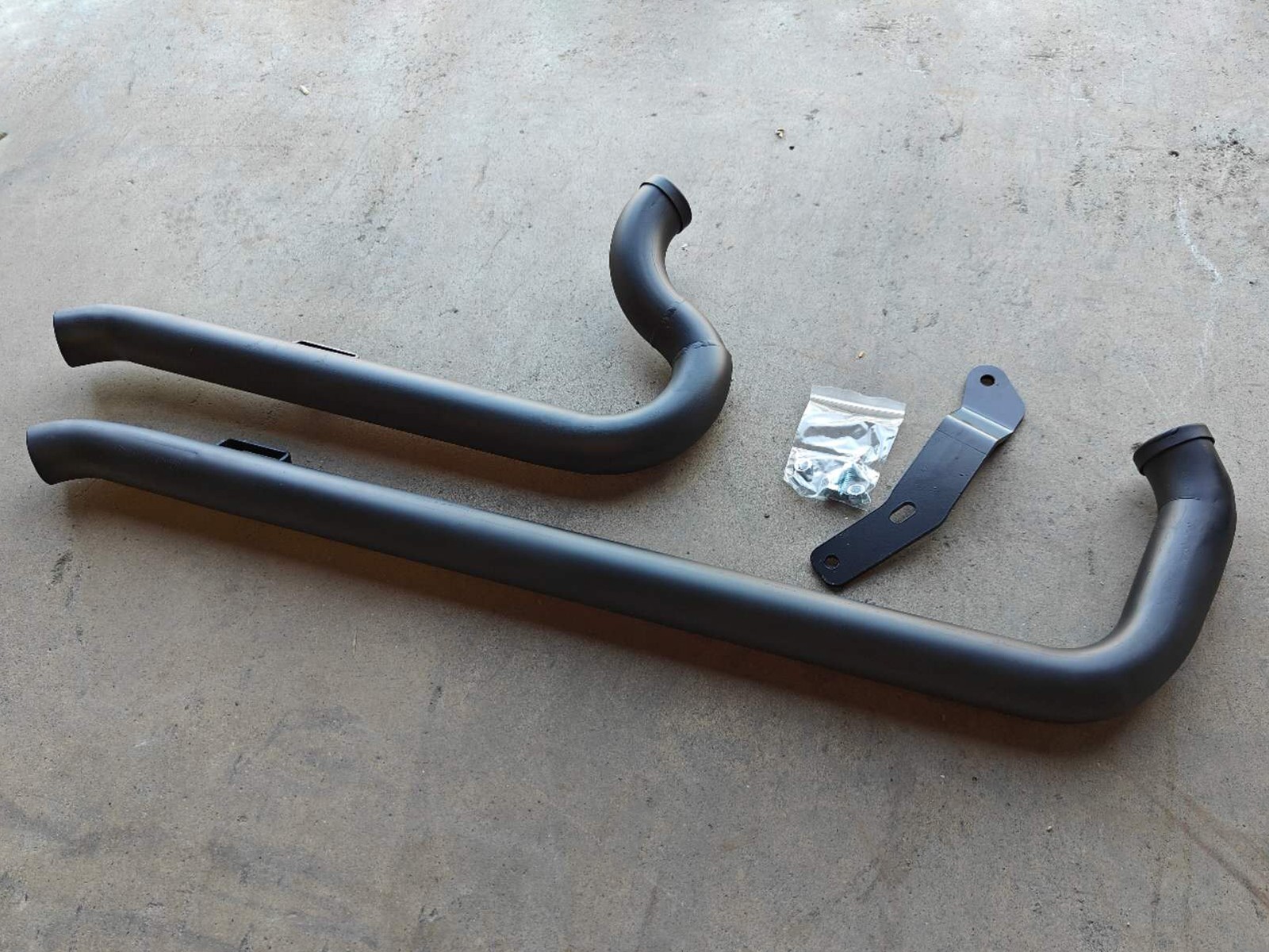 Blemished 04-17 Harley Black Shotgun Sportster 883/1200/72/48 Exhaust 1.75