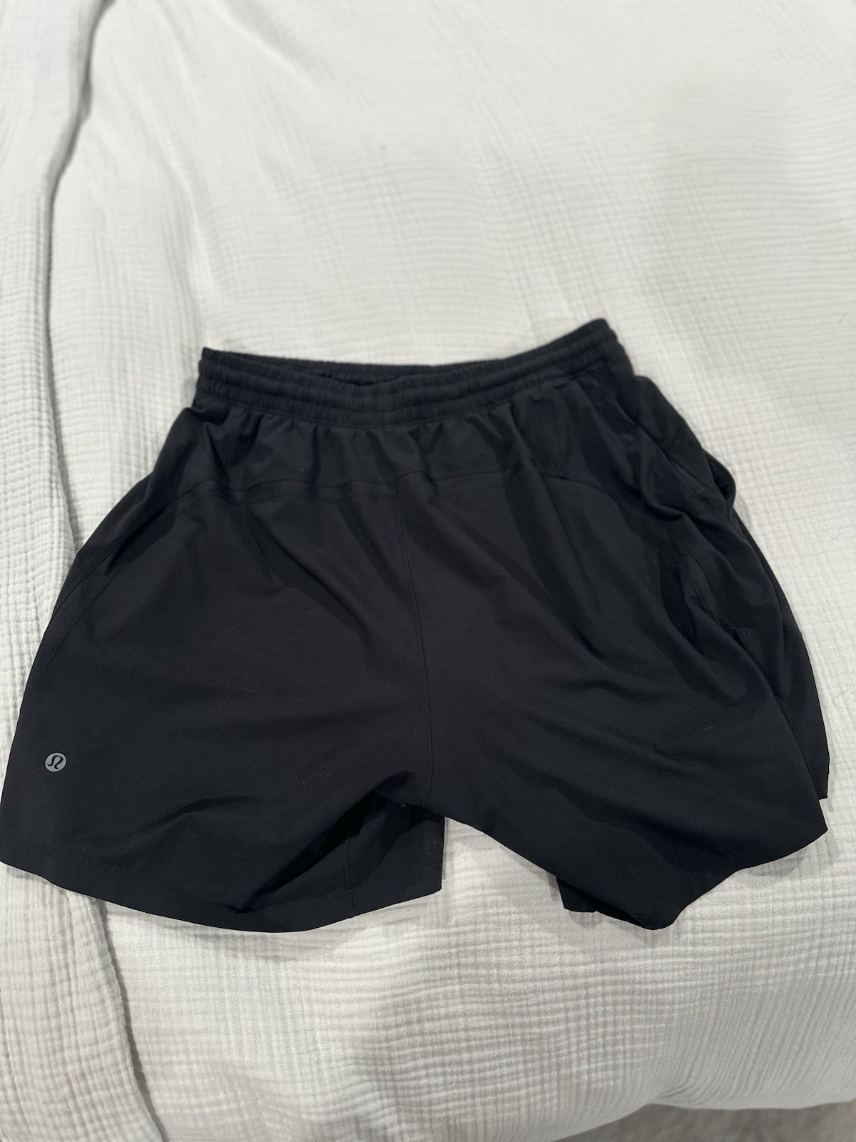 Lululemon Men\'s Pace Breaker Linerless Shorts 7\