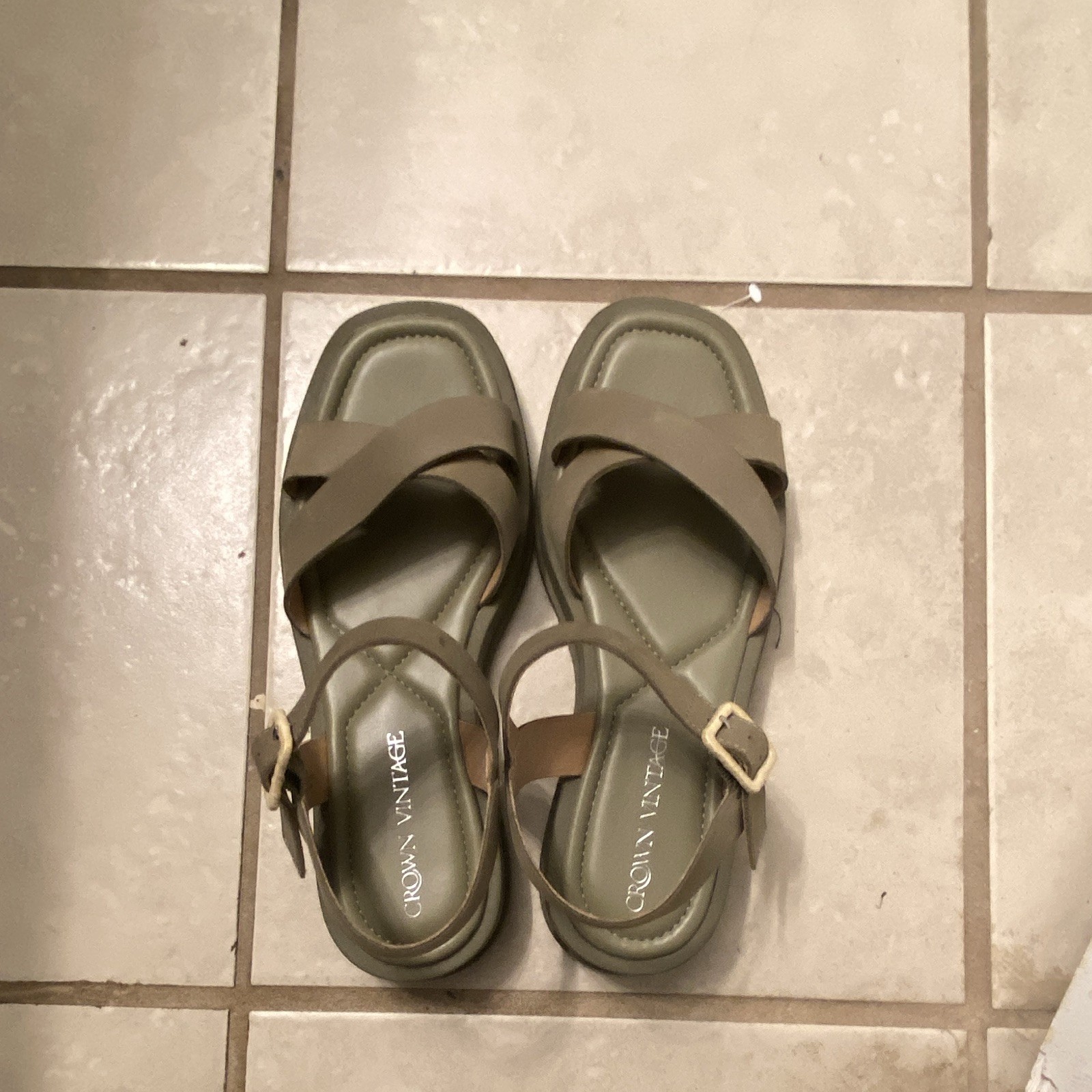 Crown Vintage Green Suede Strappy Flat Sandals Buckle Adjustable Strap 8