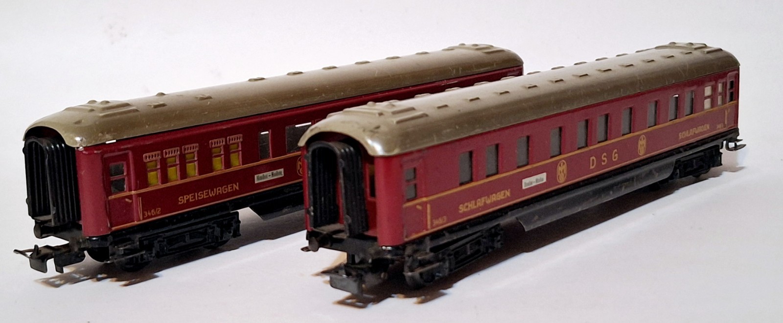 2 Vintage HO Tinplate Marklin Passenger Cars DSG Diner 346/2 Sleeper 346/3 Nice 2 Vintage HO Tinplate Marklin Passenger Cars DSG Diner 346/2 Sleeper 346/3 Nice