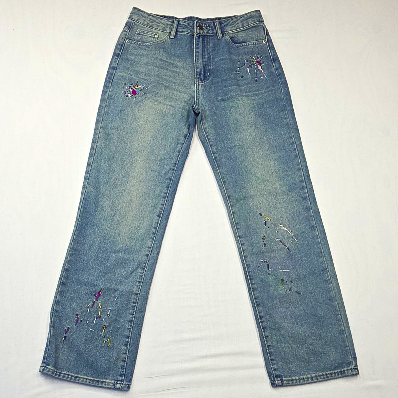 Old Gap Women\'s  Baggy Denim Pants with Embroidery and Paint Splatter