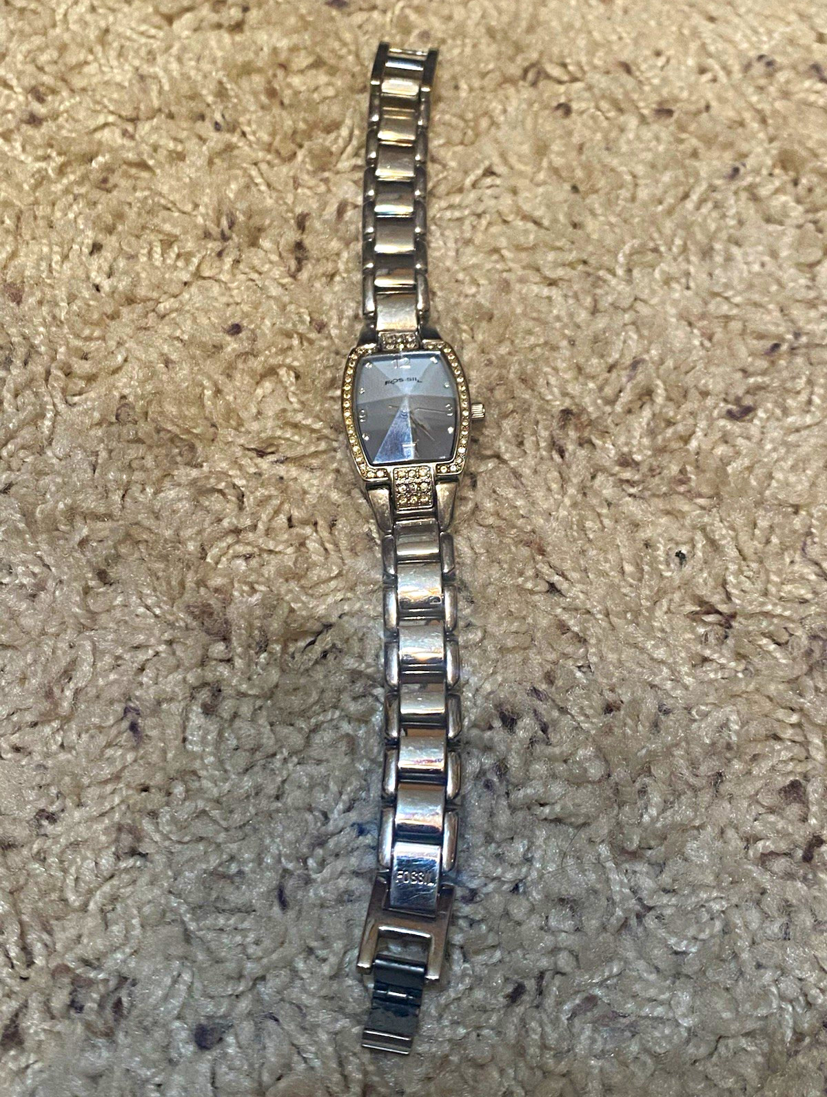 VTG Fossil F2 Women\'s Quartz  Watch Silver Dial light blue face w/ rhinestones 