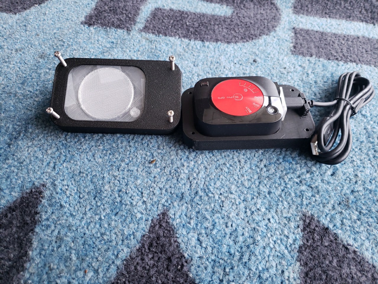 DUAL XGPS160 SKYPRO GPS TYPE C RECEIVER PROTECTOR WATER OUT OF THE ON-OFF SWITCH