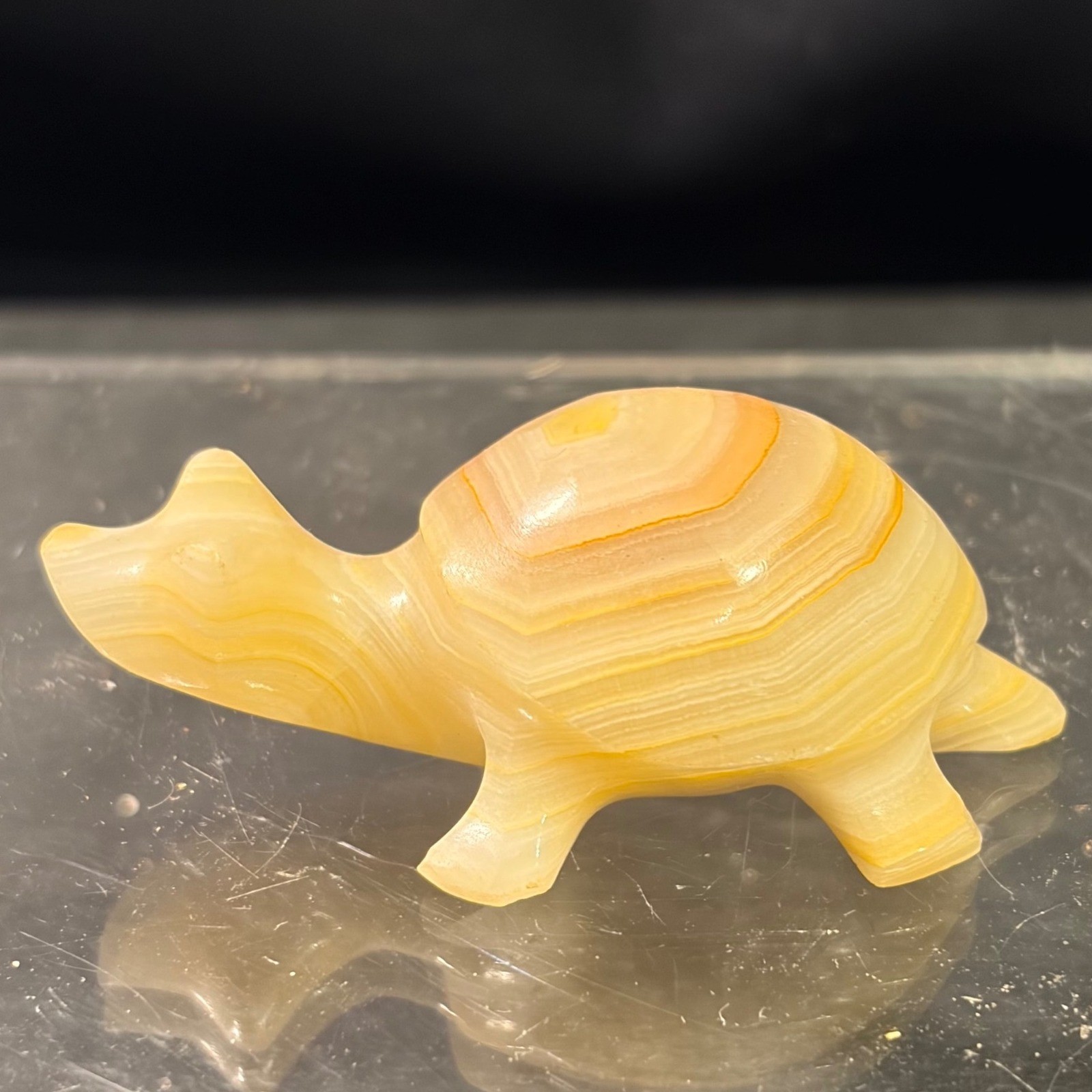 Vintage Hand Carved Banded Onyx Turtle Figurine Yellow Cream Stone Tortoise 2\
