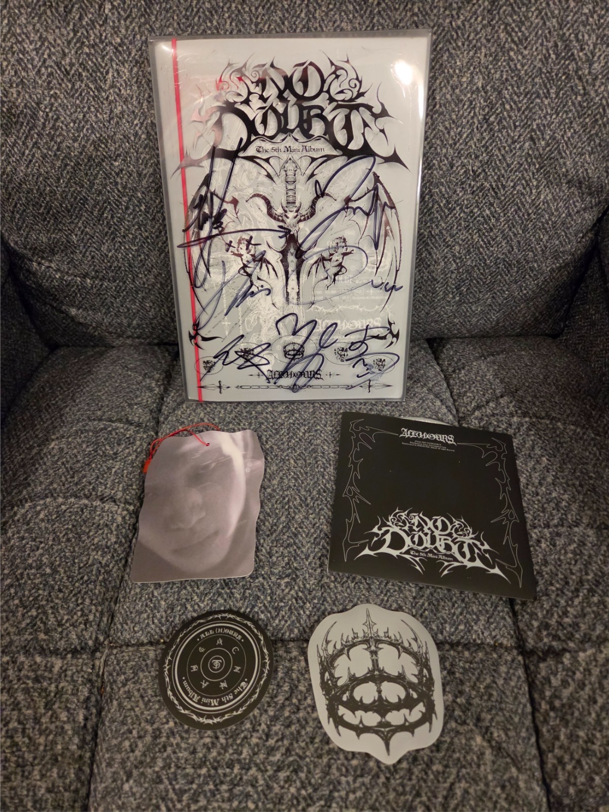 All(H)ours All Member Signed No Doubt Album CD Autographed Auto AllHours No PC All(H)ours All Member Signed No Doubt Album CD Autographed Auto AllHours No PC