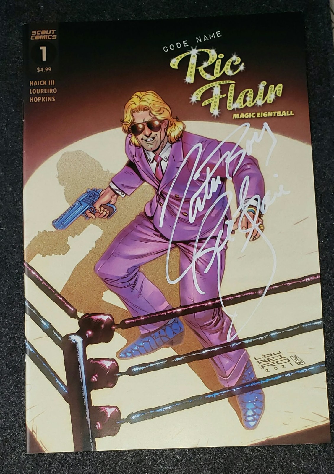 RIC FLAIR signed comic book , wwe, aew, wcw RIC FLAIR signed comic book , wwe, aew, wcw