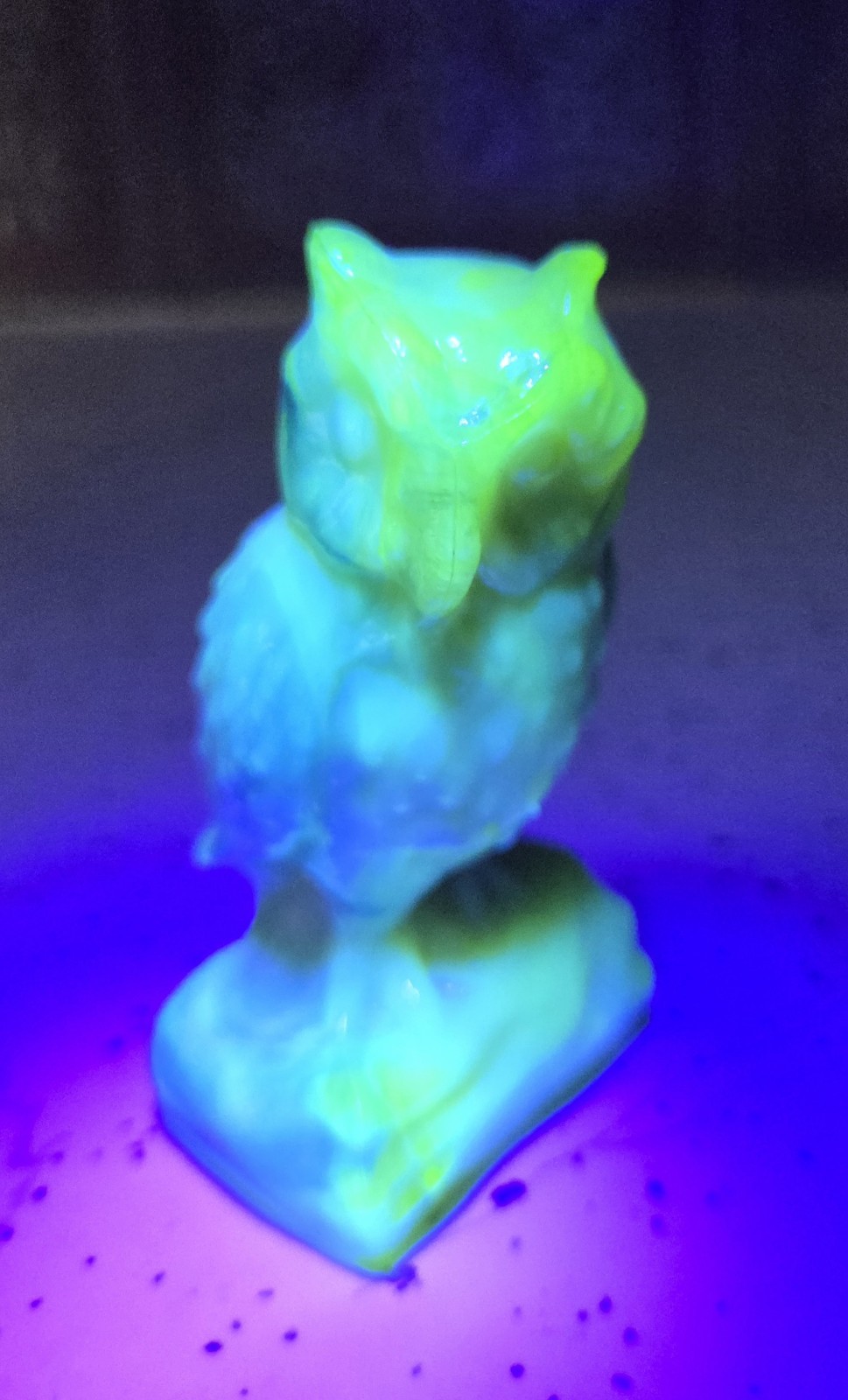 Vintage Boyd Glass Owl December Swirl  URANIUM Glow
