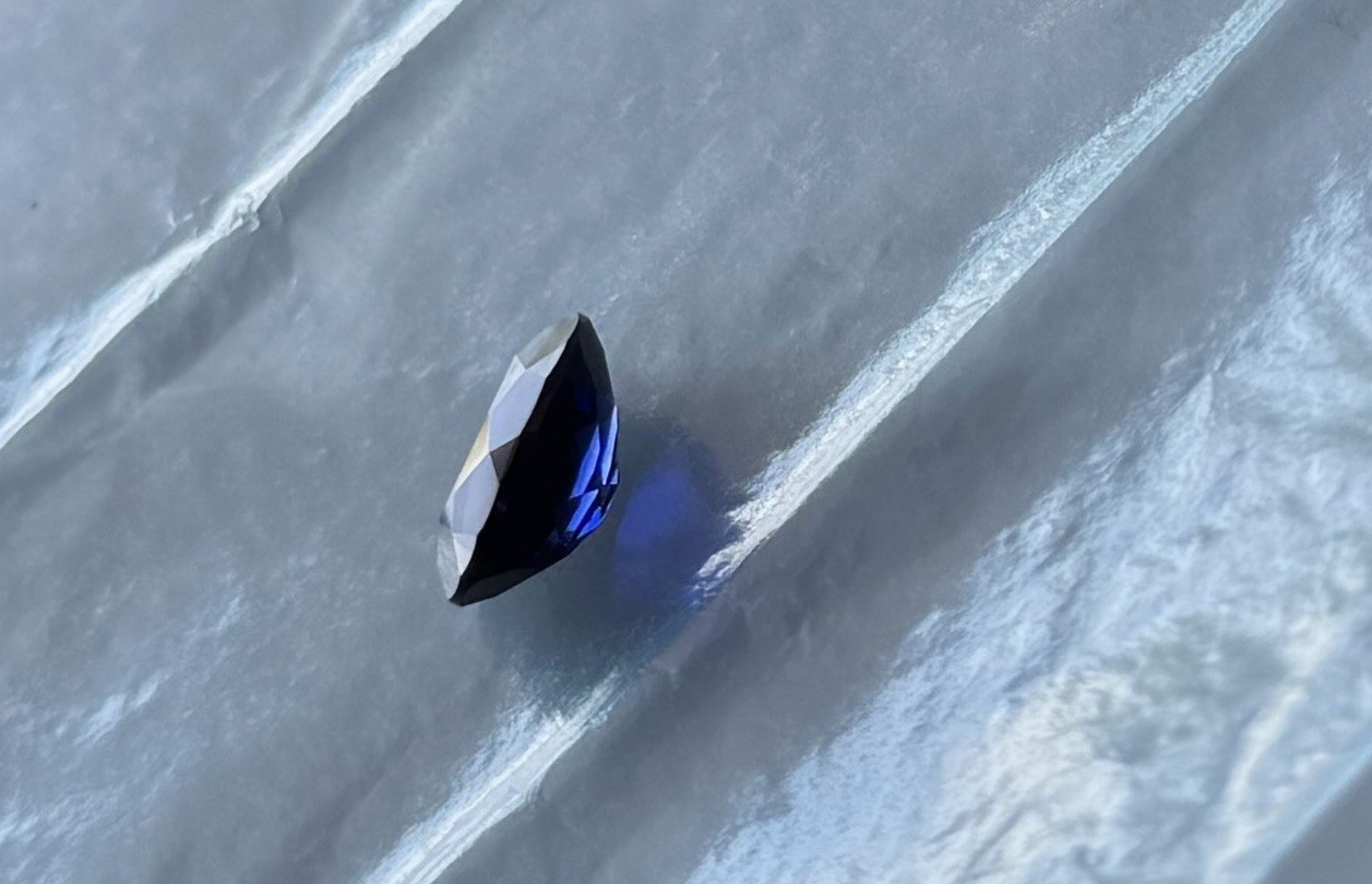 One (1) - 7.85ct Laboratory Grown Blue Sapphire Oval Modified Brilliant