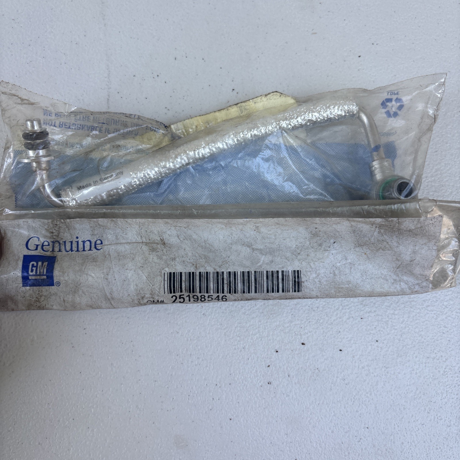 Gm Genuine Oil Feed Line 25198546