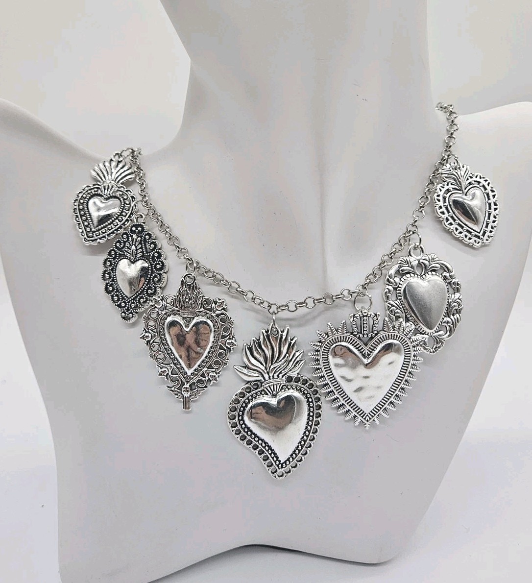 Vintage Silver Tone Hearts Bohemian Statement Chunky Necklace Vintage Silver Tone Hearts Bohemian Statement Chunky Necklace