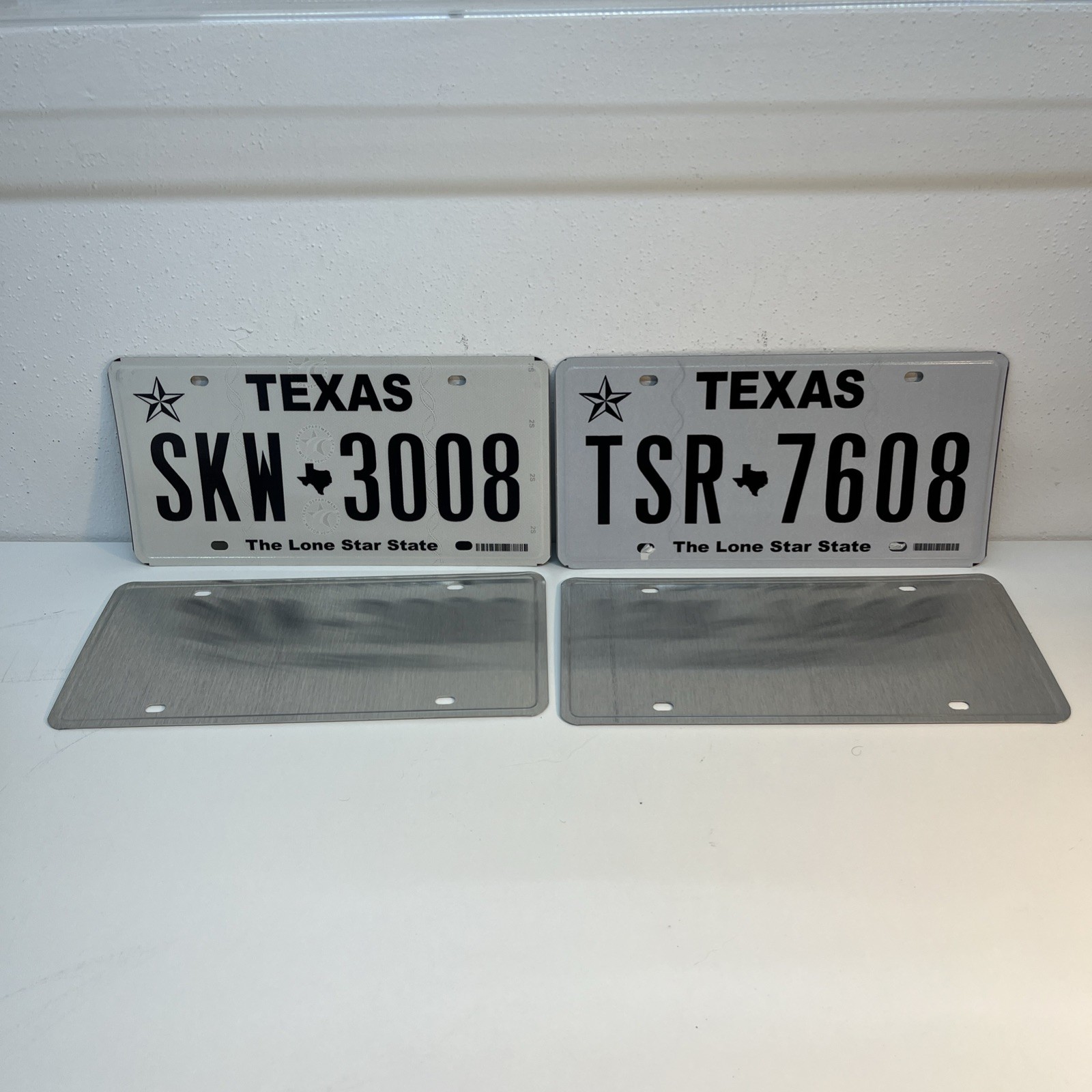 EXPIRED Texas License Plate Collectible /Decorative Display ONLY Random numbers