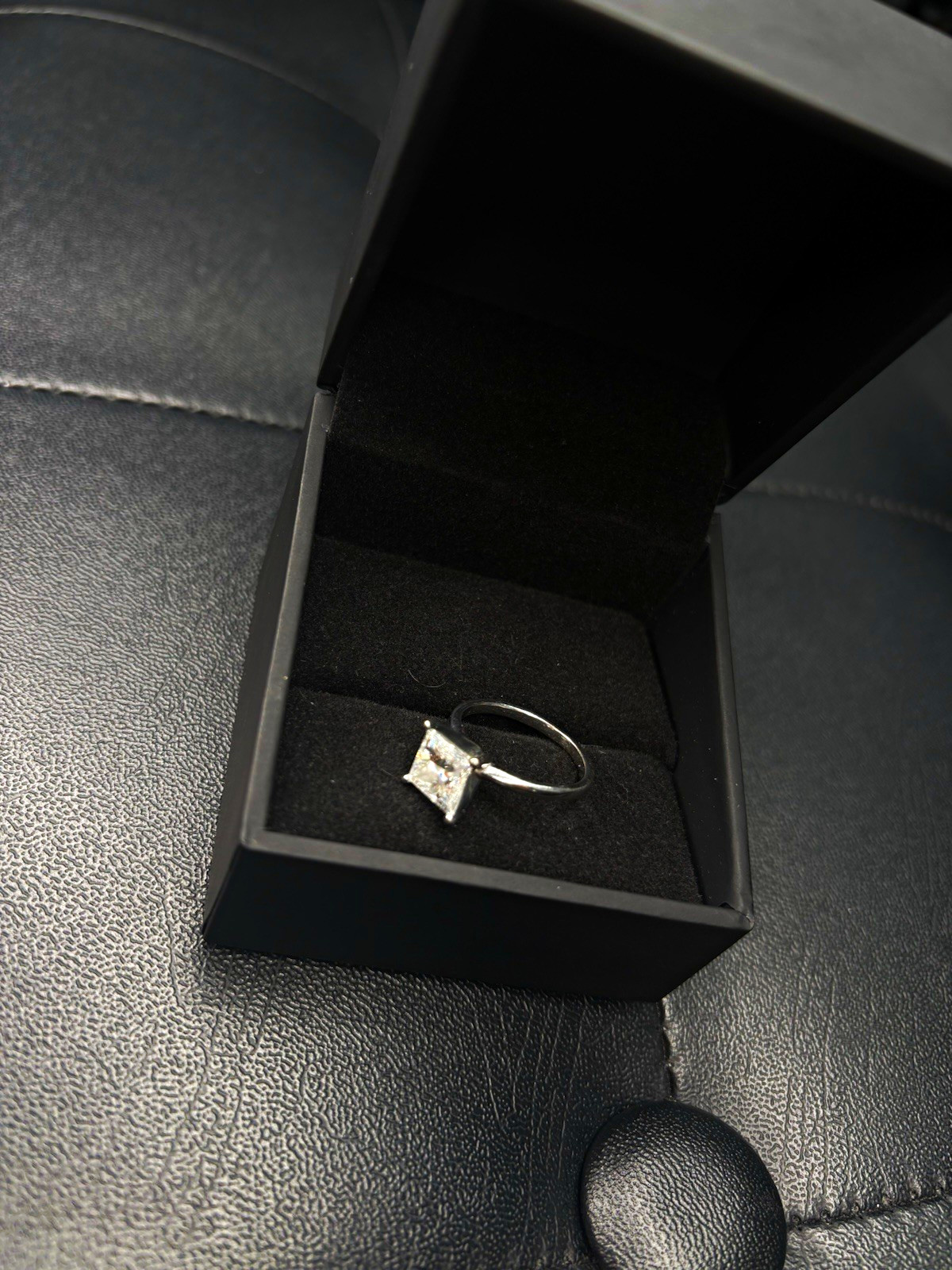 Zales 3.00ctw Princess Lab Grown Diamond Engagement Ring 14K White Gold size 6 Zales 3.00ctw Princess Lab Grown Diamond Engagement Ring 14K White Gold size 6