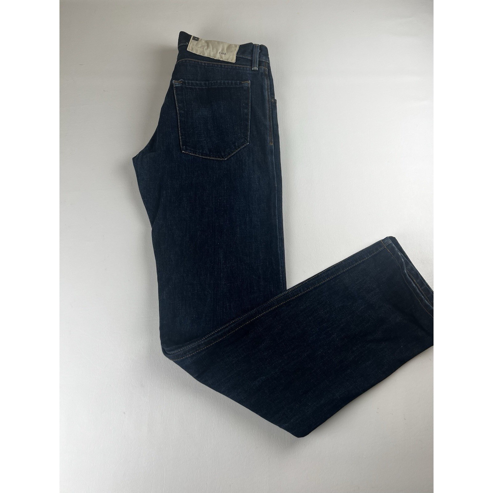 Vtg Gap 1969 Mens Straight Leg Medium Wash Button Fly Denim Jeans Blue 32x34 Vtg Gap 1969 Mens Straight Leg Medium Wash Button Fly Denim Jeans Blue 32x34
