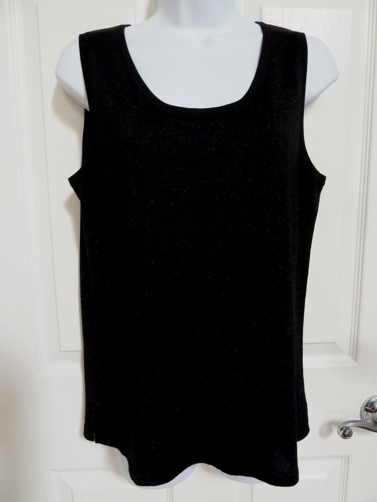 **NEW CHICO\'S DESIGN SILK SZ 1=8/10 M Shimmer Sweater Tank Holiday Party** **NEW CHICO\'S DESIGN SILK SZ 1=8/10 M Shimmer Sweater Tank Holiday Party**