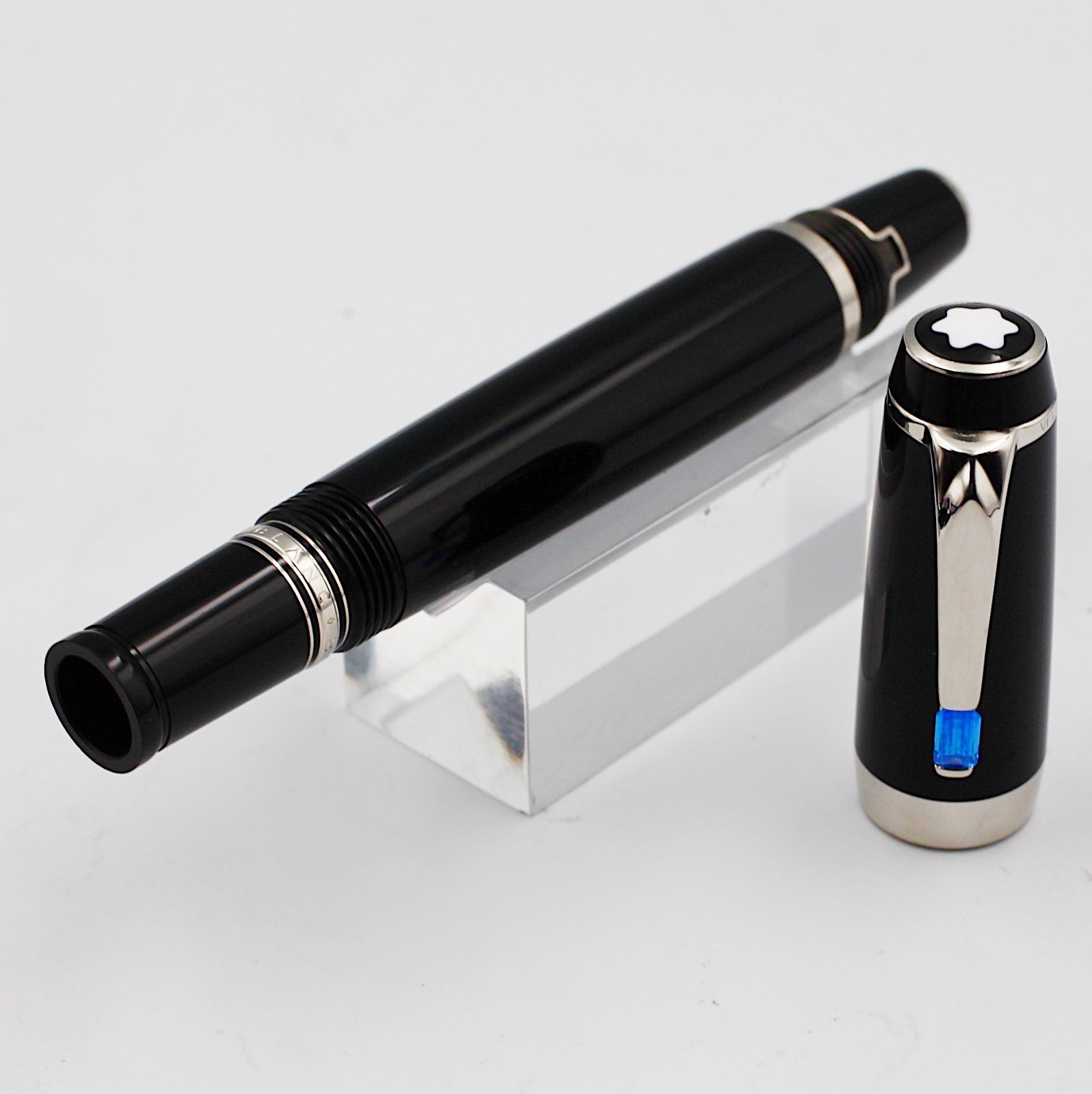[Near mint] MONTBLANC Boheme Fountain Pen 14K 585 F nib, Blue stone