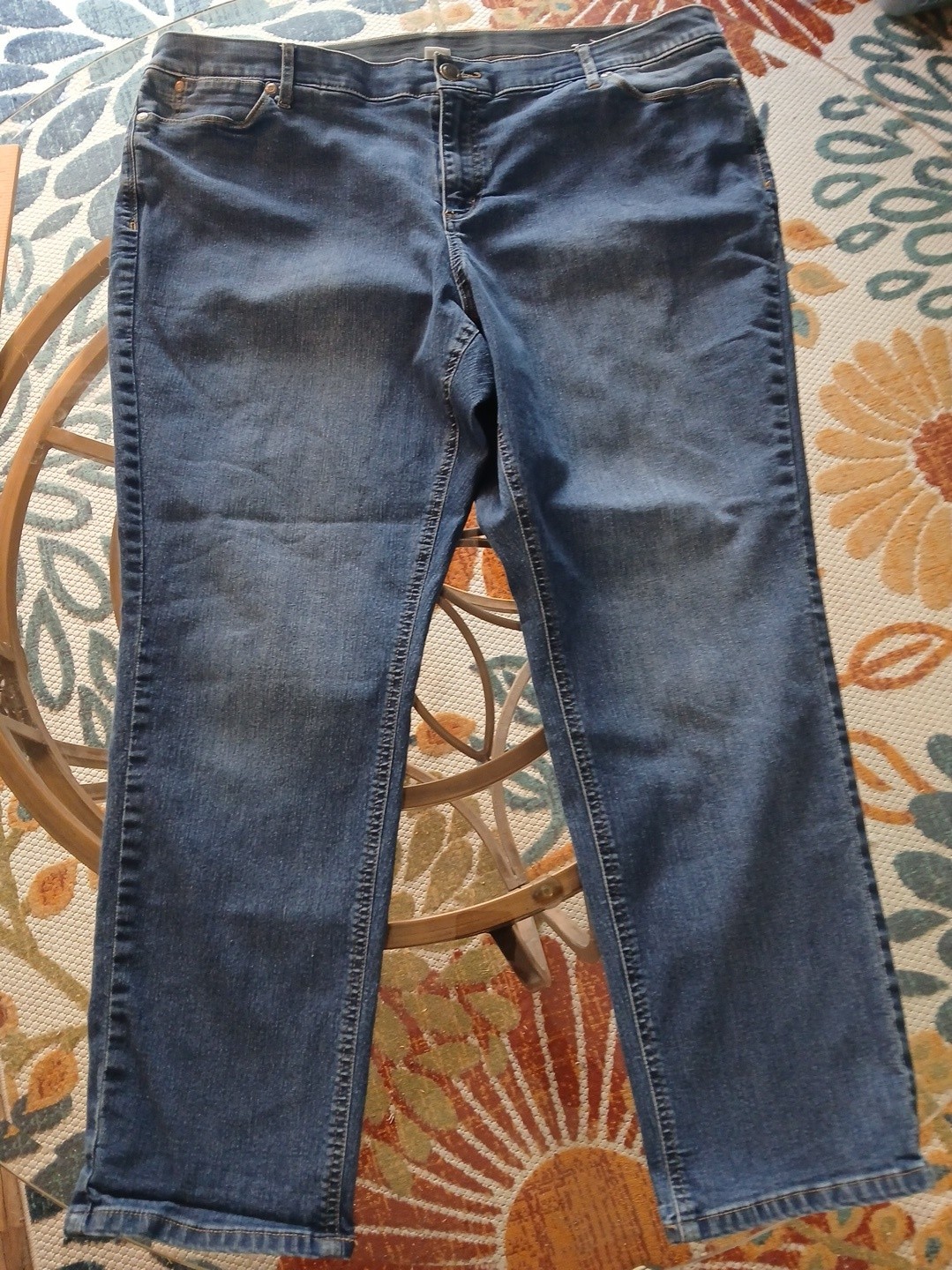 CJ Banks Women\'s Straight Leg Stretch Jeans Size 20W Blue Denim Pockets Comfort