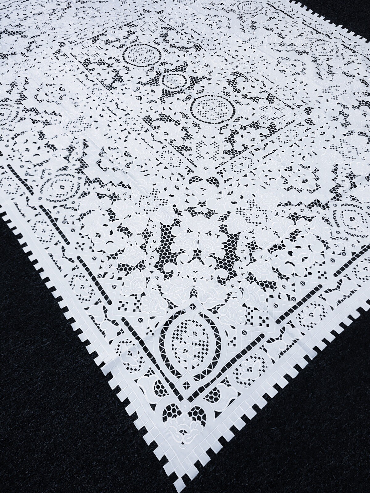 Wall of China White 72x108\ Wall of China White 72x108\