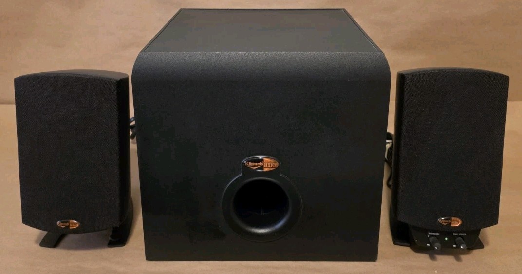 Klipsch ProMedia 2.1 Channel THX Computer PC Speaker System W/ Control Pod -NICE Klipsch ProMedia 2.1 Channel THX Computer PC Speaker System W/ Control Pod -NICE