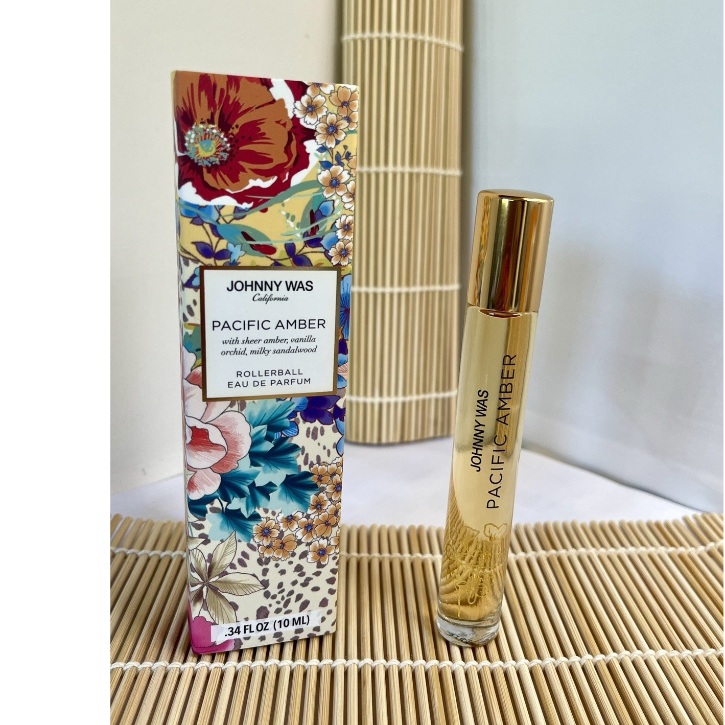 NEW  Johnny Was ‘Pacific Amber’ Rollerball Parfum 0.34 fl oz Authentic HTF