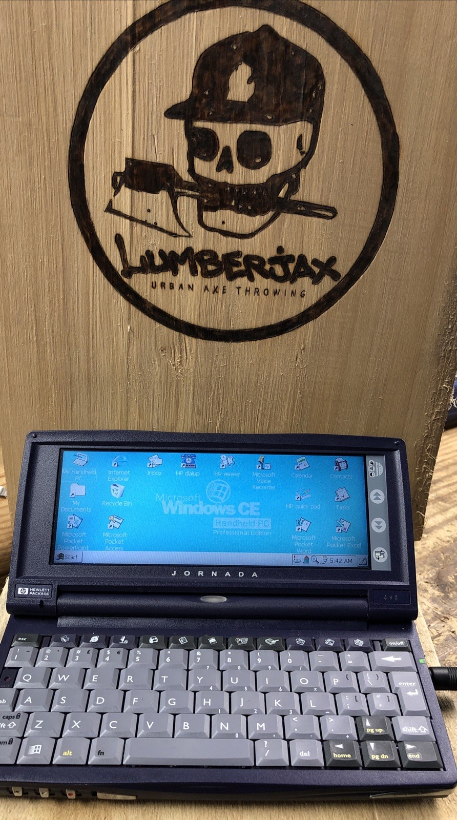 HP Jornada 690 Handheld Laptop PDA PC Windows CE 3.0 32MB RAM - Tested Works