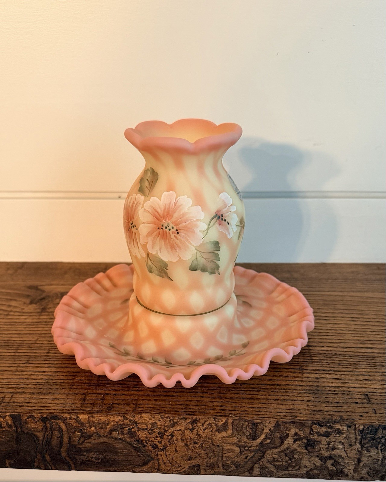 FENTON-Vintage Burmese Diamond Optic Fairy Lamp-Signed L. Everson 2002
