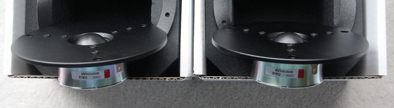 GENUINE Dynaudio ESOTAR 3  tweeter pair T330D face  Contour Legacy / Heritage