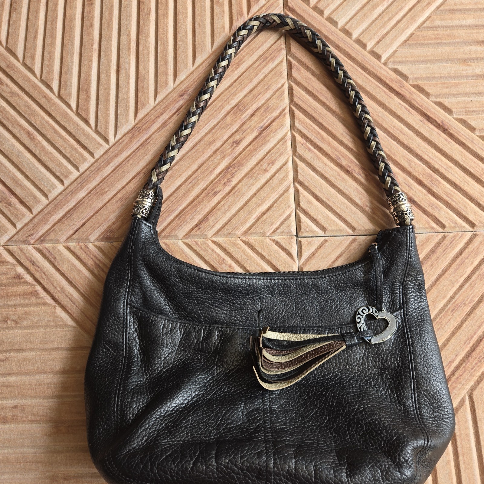 Brighton Barbados Pebbled Leather Shoulder Bag Braided Strap Tassel Y2K Black