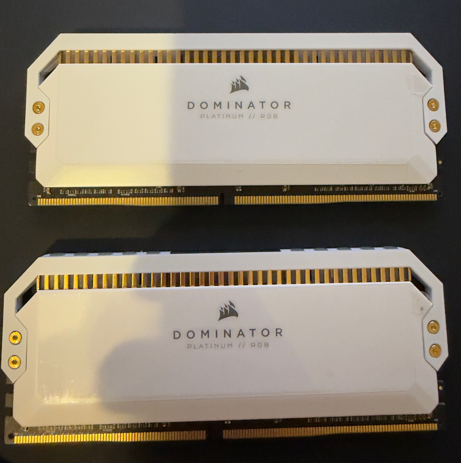 Corsair Dominator Platinum RGB — 2×16GB / 32GB