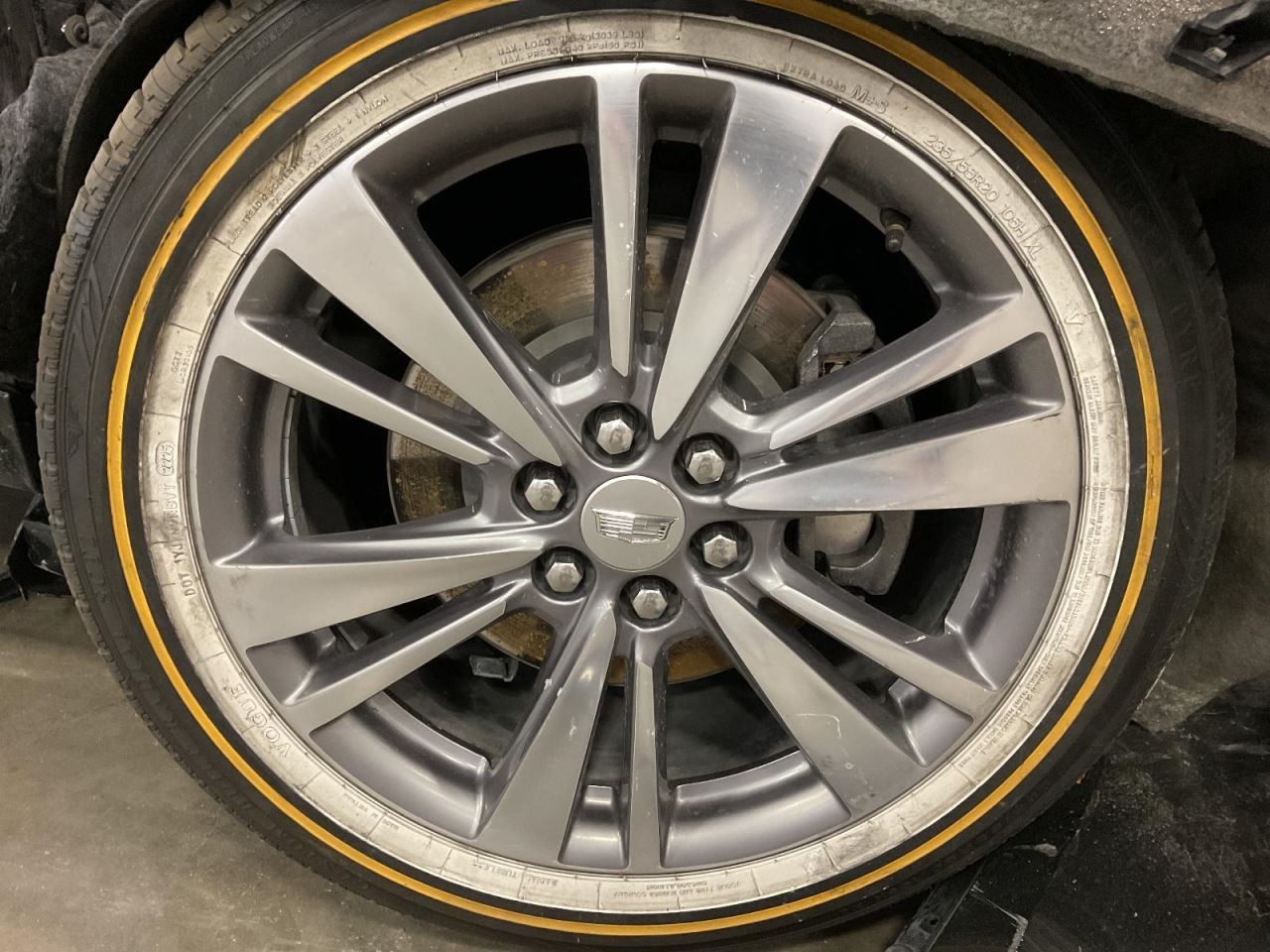 Wheel 20x8 6 Split Spoke Opt Q6R Fits 20-26 XT5 654969