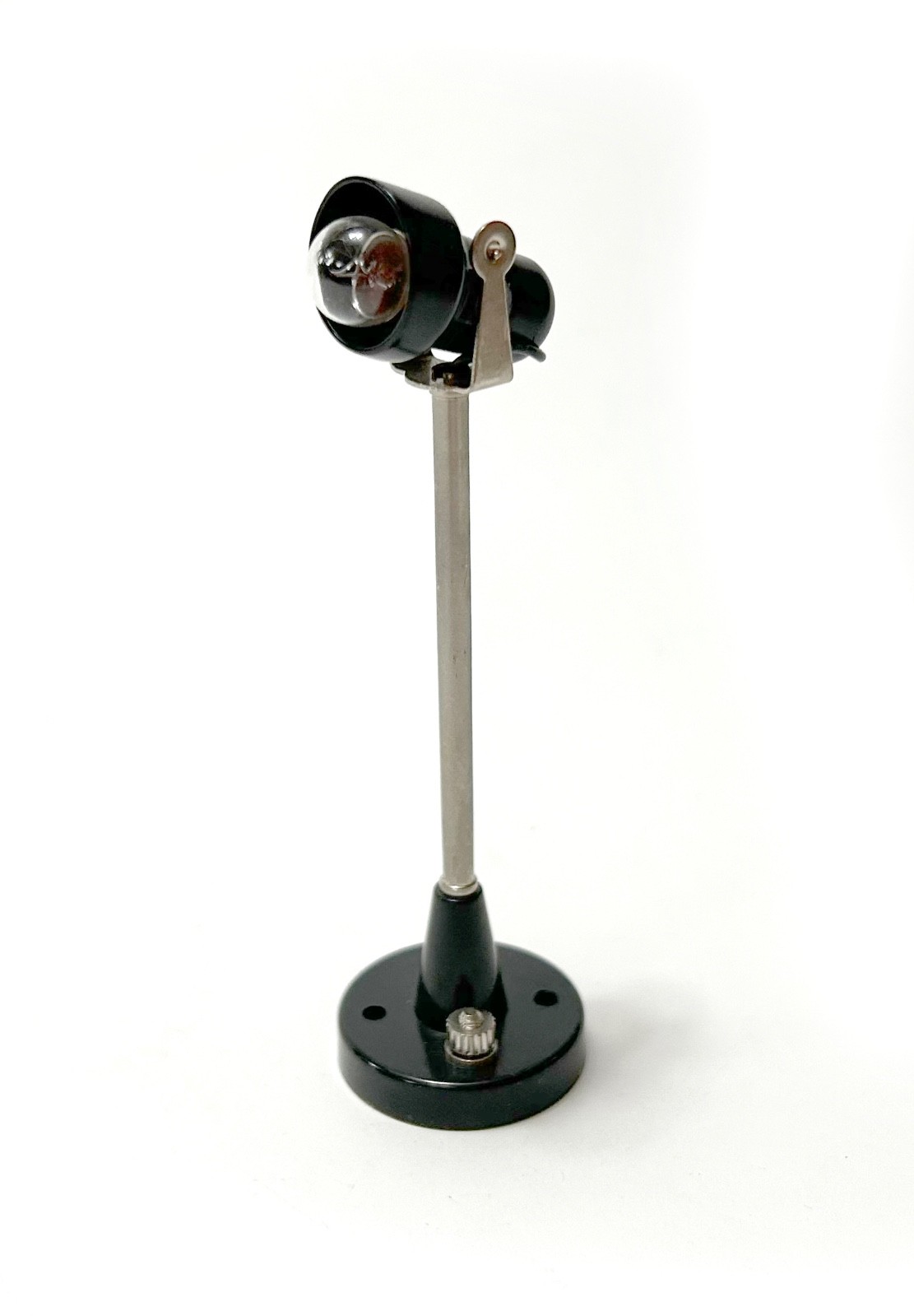 Lionel 70 Yard Light Accessory C8 Lionel 70 Yard Light Accessory C8
