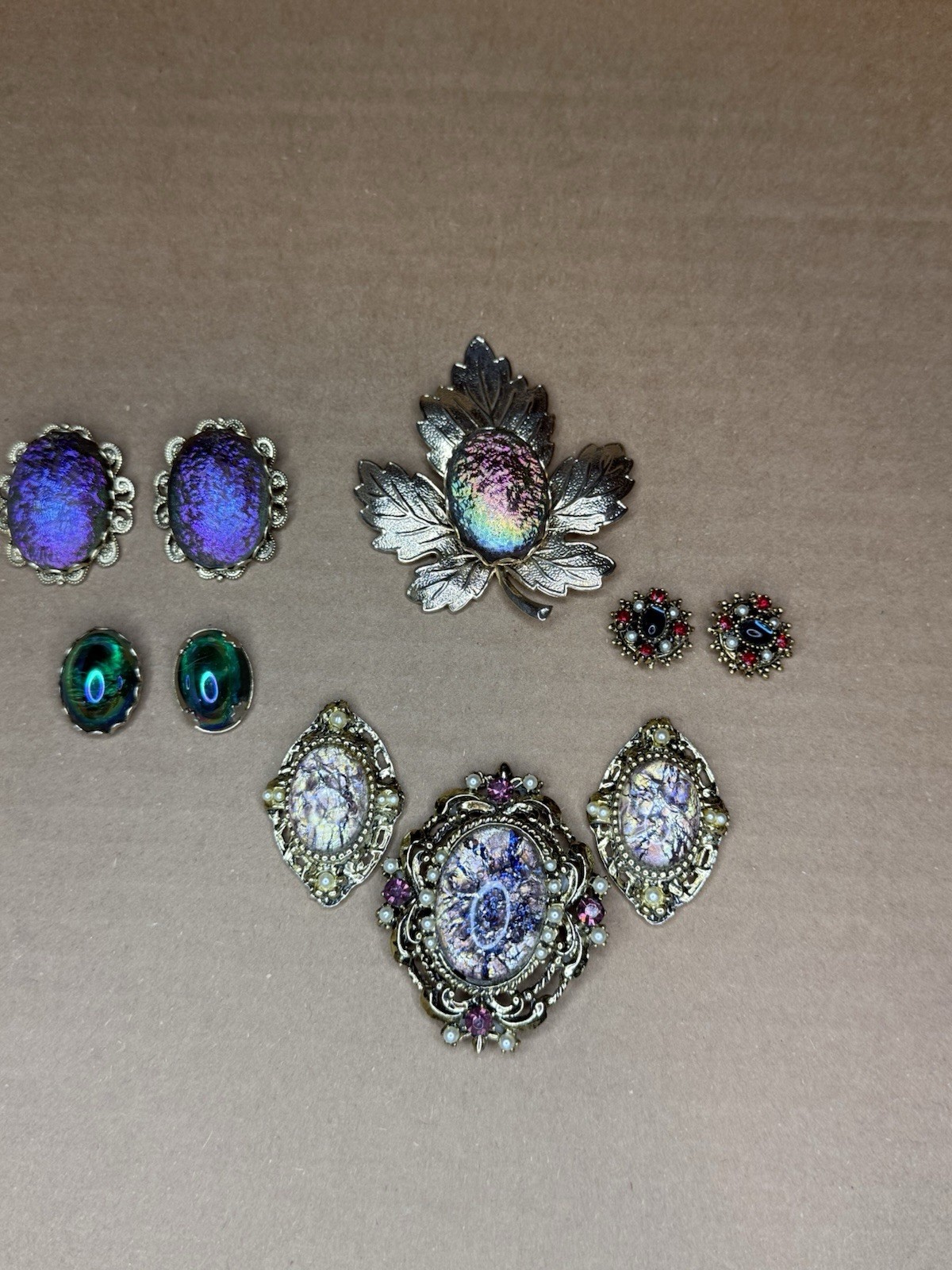 Vintage Iridescent Foil Glass Cabochon Lot Brooch Earring Parts Craft Repurpose Vintage Iridescent Foil Glass Cabochon Lot Brooch Earring Parts Craft Repurpose