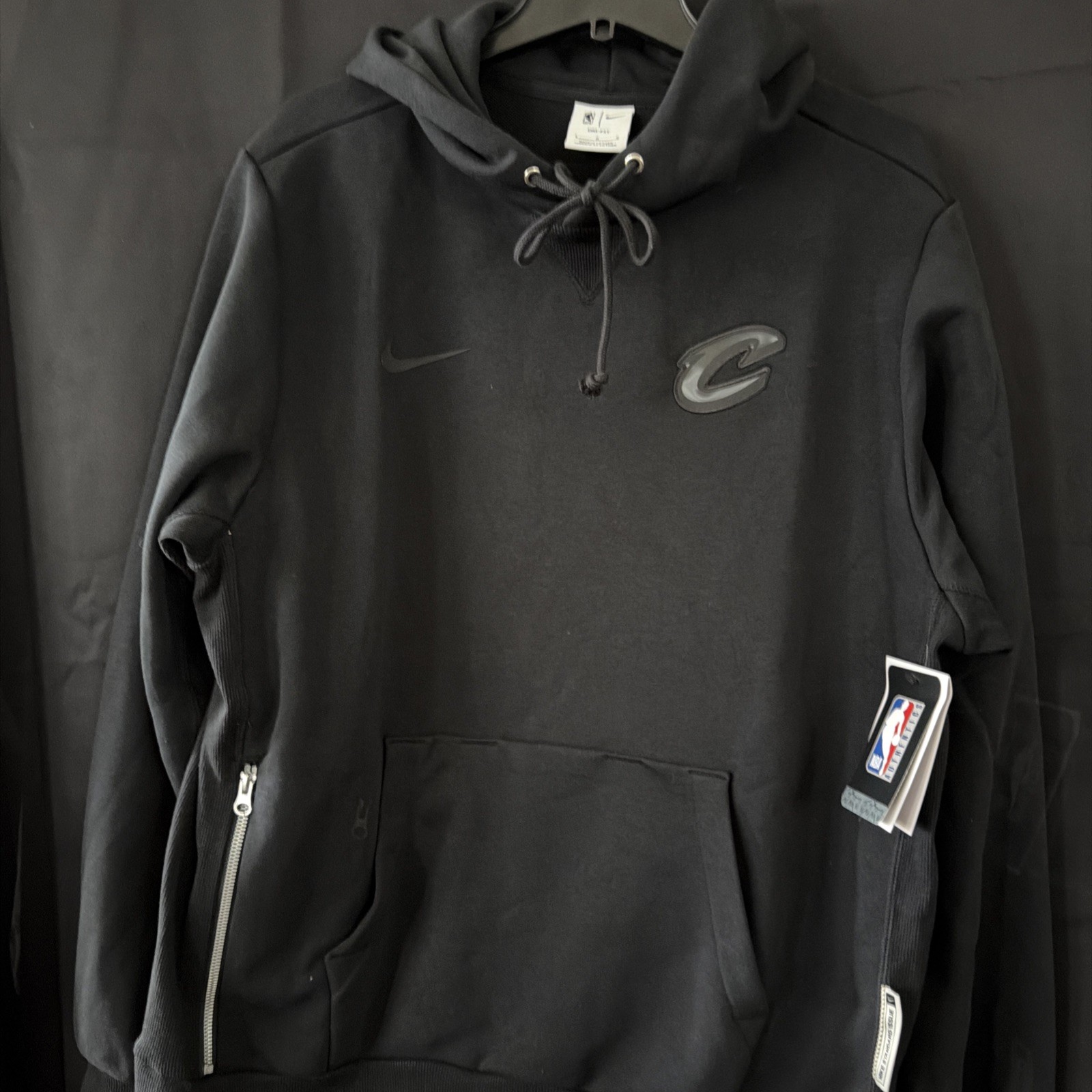 Cleveland Cavaliers Nike Dry Fit Hoodie Size Large