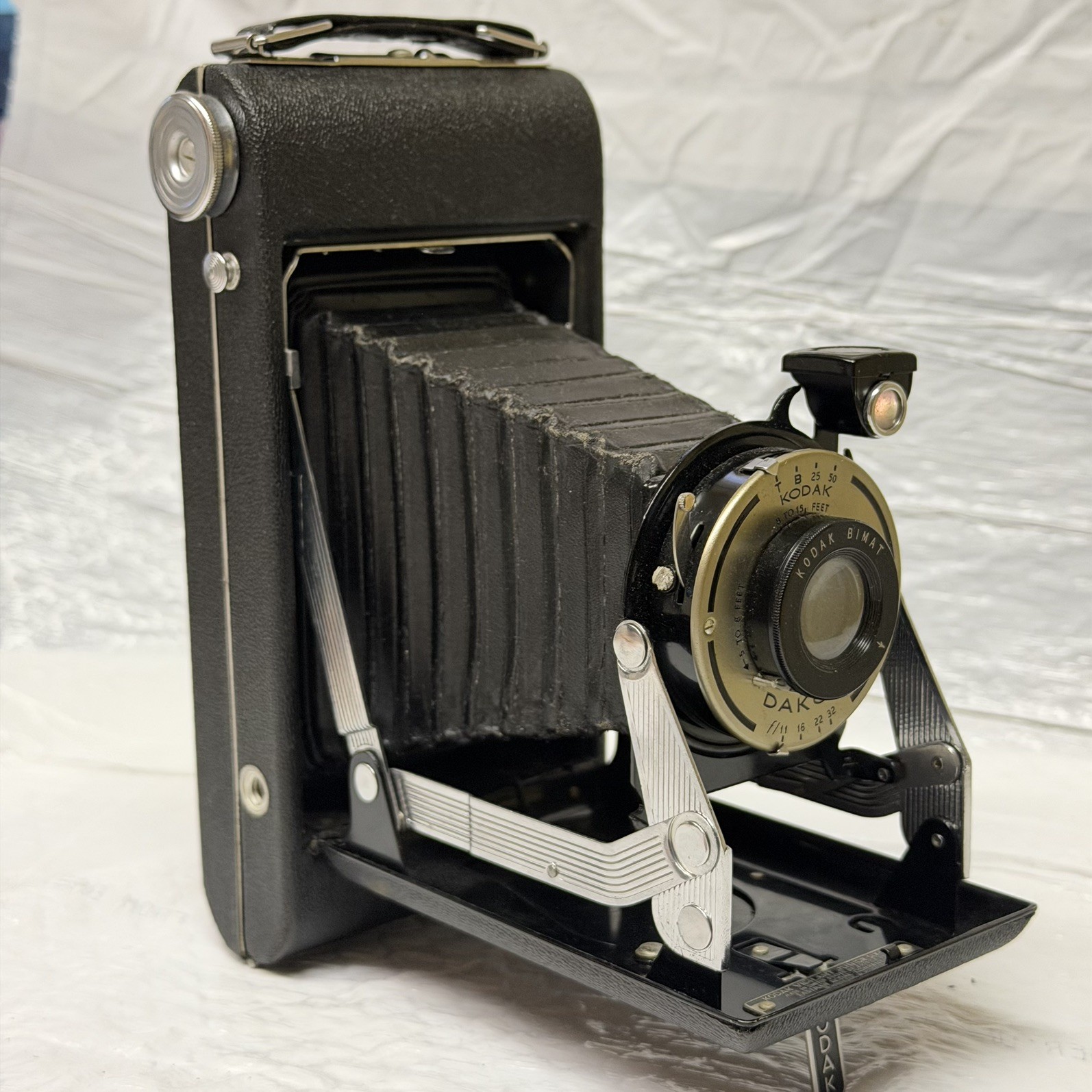Kodak Vigilant Junior Six-20 Vintage Folding Bellows Camera Black TESTED
