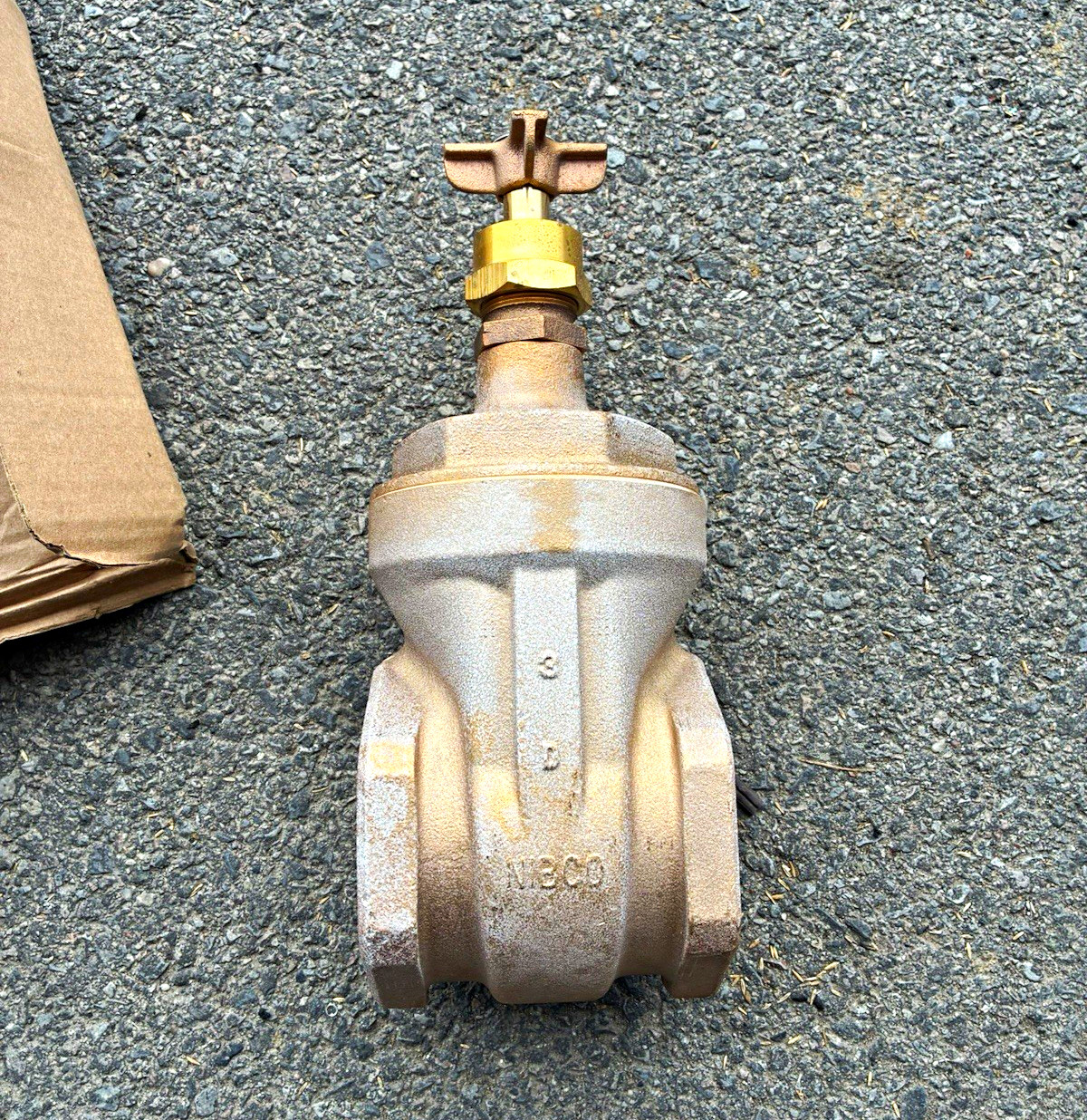 NIBCO T-113-K Bronze Gate Valve 3 in Threaded Manual Non-Rising Stem Class 200 NIBCO T-113-K Bronze Gate Valve 3 in Threaded Manual Non-Rising Stem Class 200