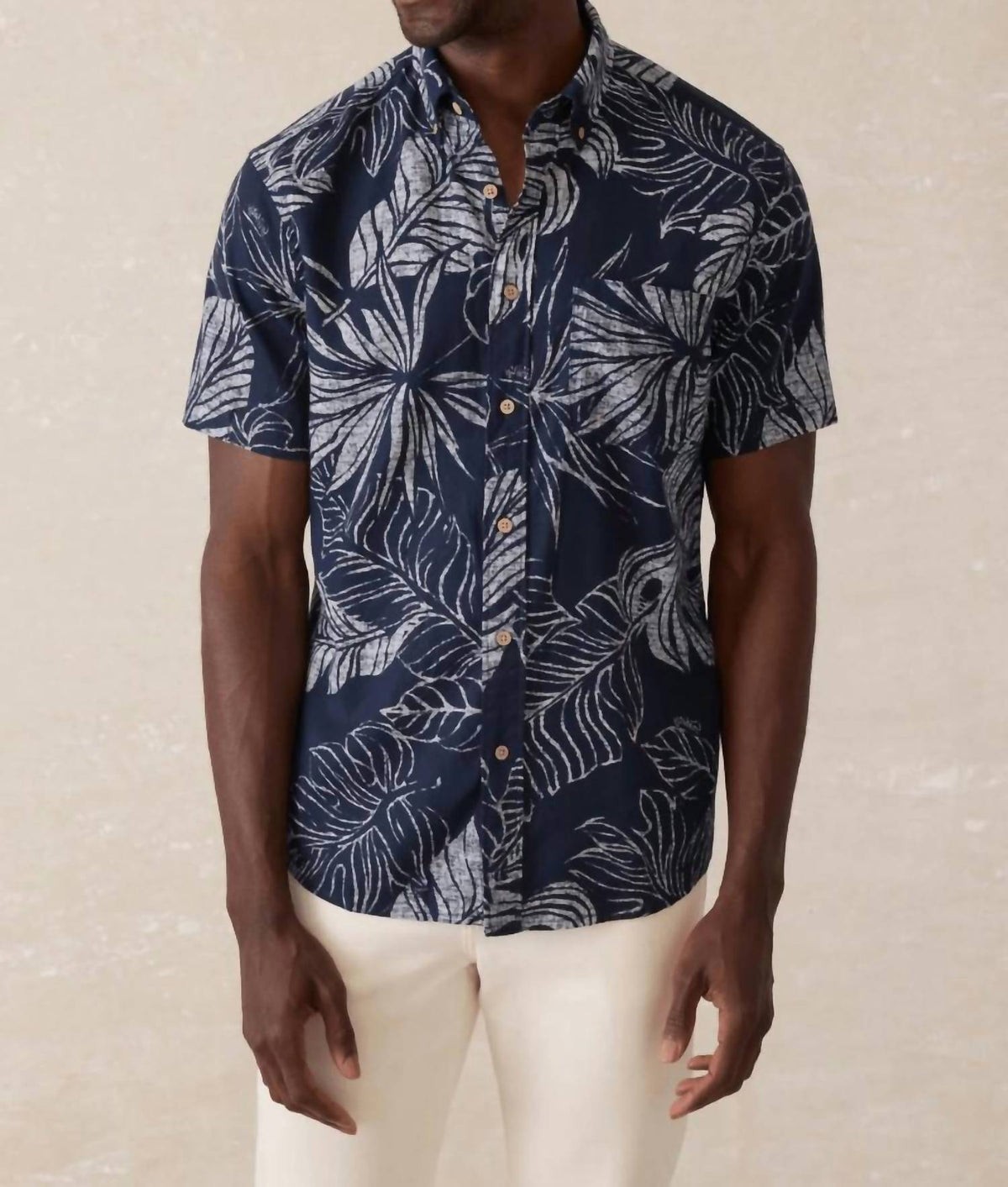 Faherty Short-Sleeve Breeze Shirt Navy Perro Tropical Sz M NWT $158 Beach Resort