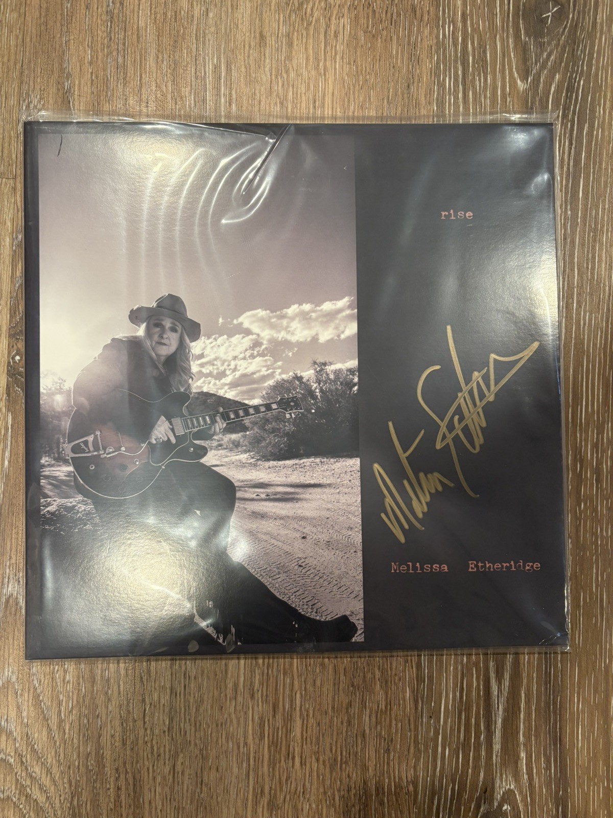 **AUTOGRAPHED** Melissa Etheridge - Rise [New Vinyl LP] Colored Vinyl, Tan