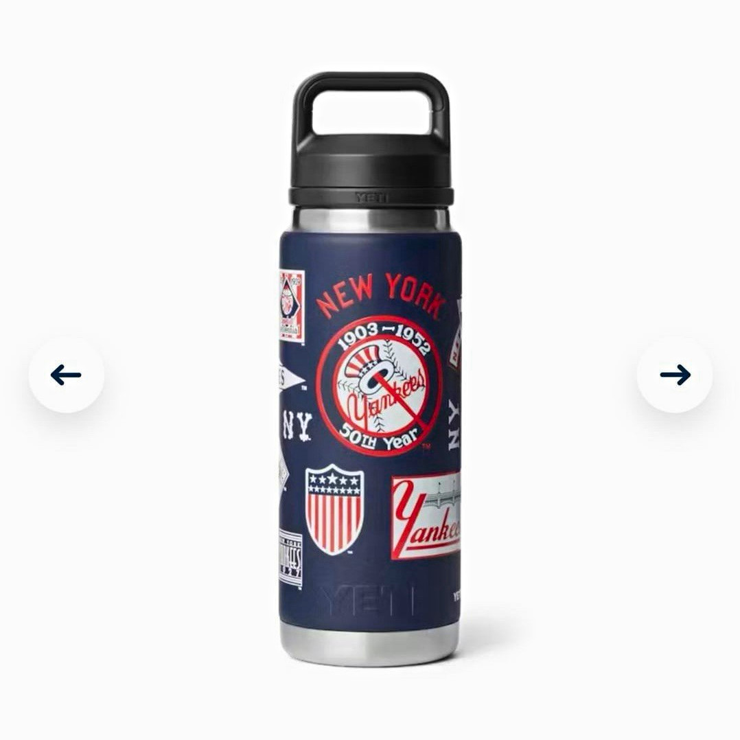 🔥SOLD OUT-LIMITED EDITION🔥 NEW YORK YANKEES RAMBLER 26OZ WATER BOTTLE