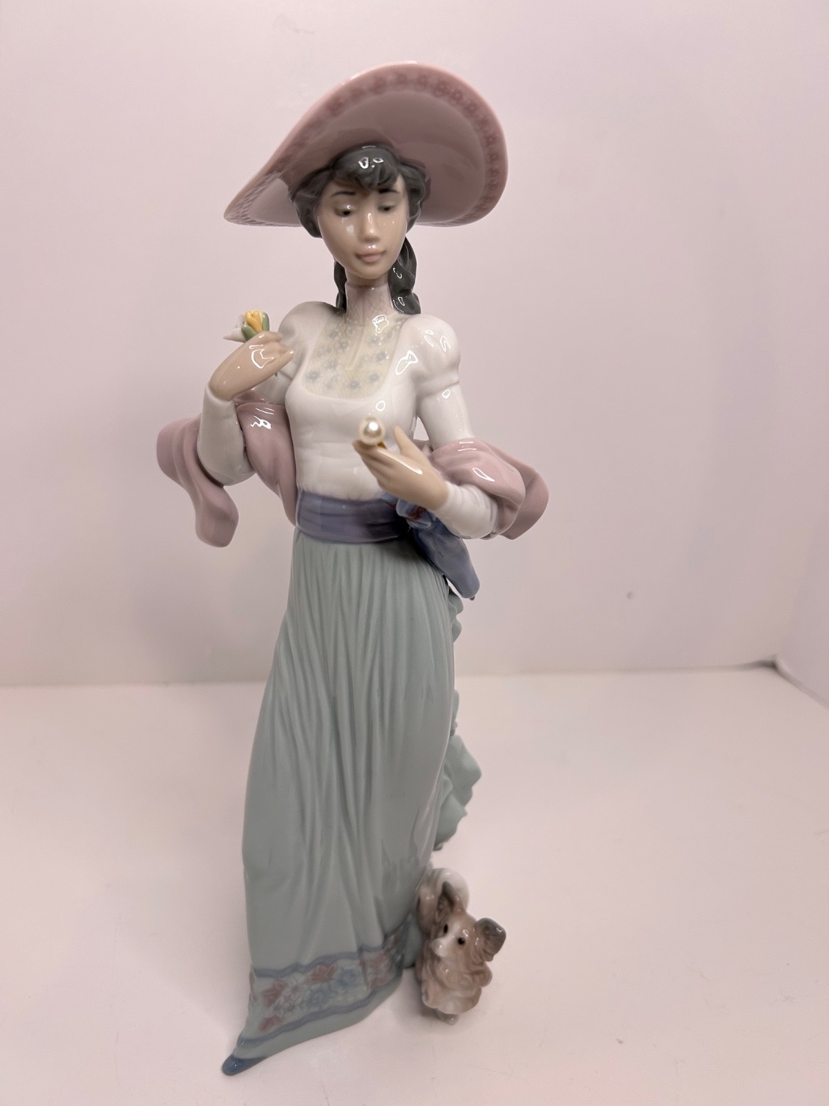 Lladro 6246 Sunday's Best, excellect Condition No Box Lladro 6246 Sunday's Best, excellect Condition No Box