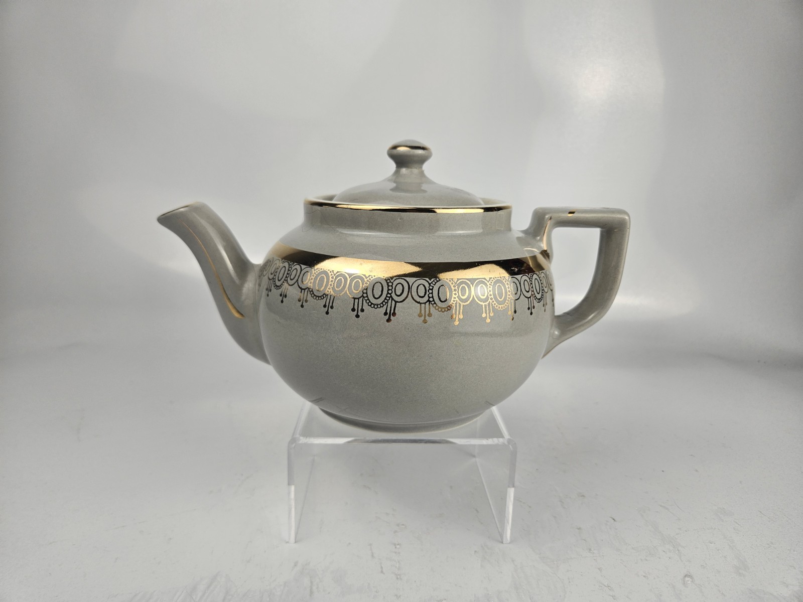 Rare Vintage Hall\'s 6 Cup Teapot #003 In Gray with Gold Trim