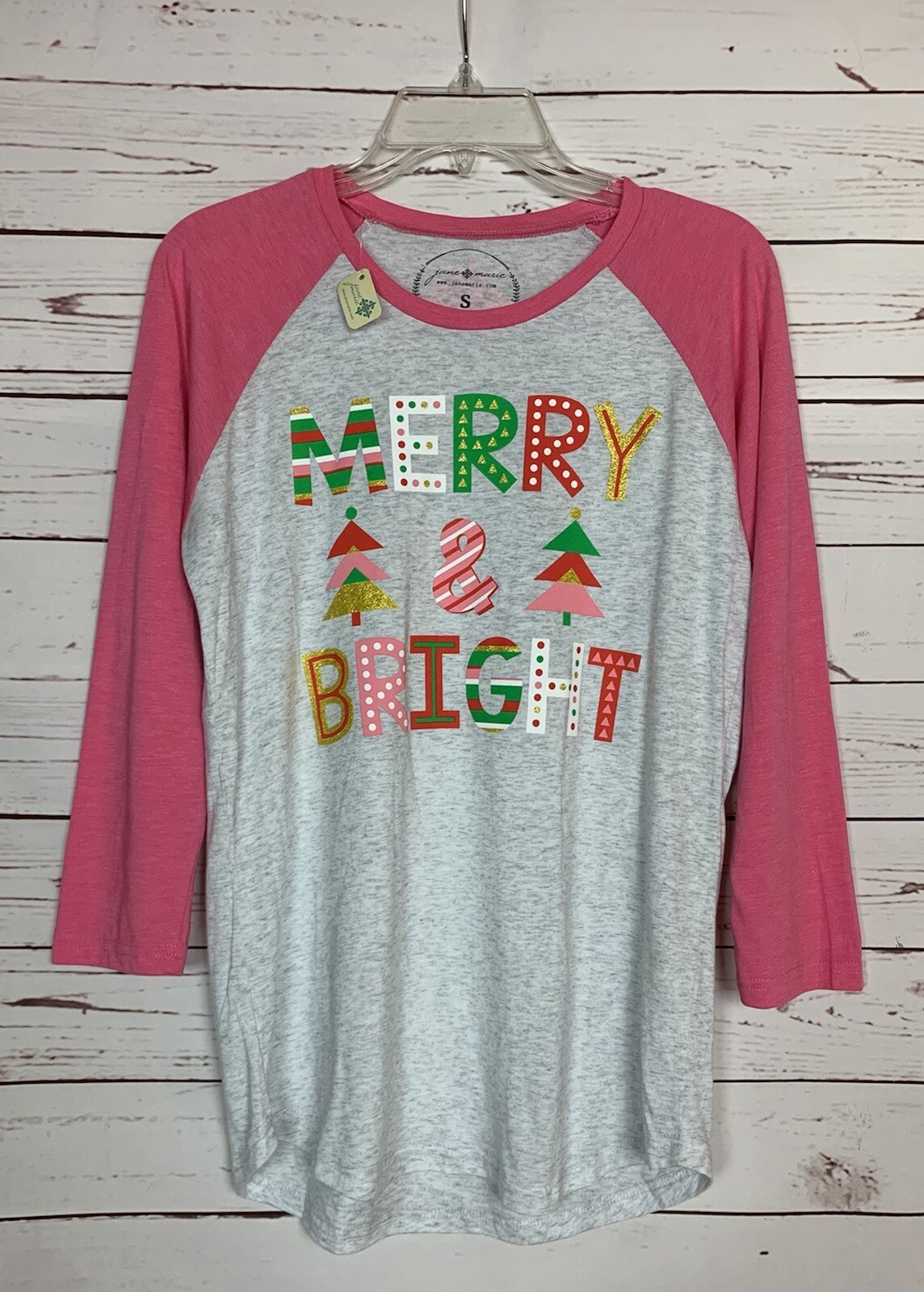 Jane Marie Boutique Women’s M Medium Gray Pink Holiday Christmas Shirt NEW TAGS Jane Marie Boutique Women’s M Medium Gray Pink Holiday Christmas Shirt NEW TAGS