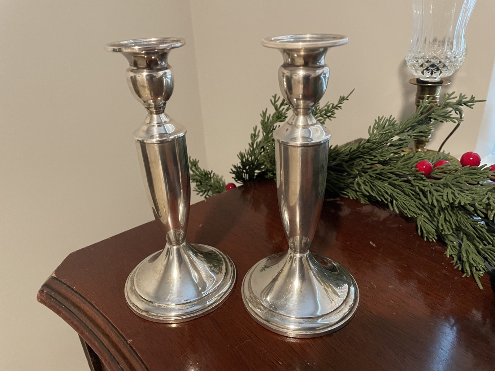 Pair Of TOWLE STERLING SILVER CANDLE STICKS WEIGHTED 7 1/2 Pair Of TOWLE STERLING SILVER CANDLE STICKS WEIGHTED 7 1/2