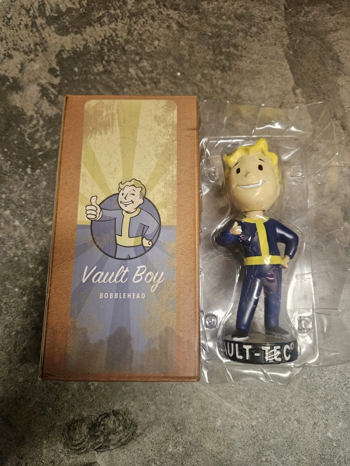RARE Fallout Vault Boy Bobblehead 7\