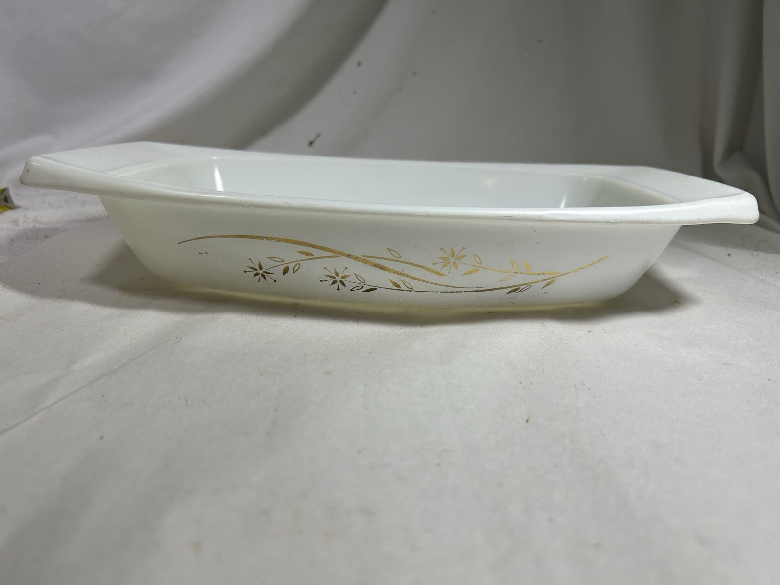 Vintage Pyrex Golden Honeysuckle Casserole #033 1 No Lid .5 QT Kitchen Decor Vintage Pyrex Golden Honeysuckle Casserole #033 1 No Lid .5 QT Kitchen Decor