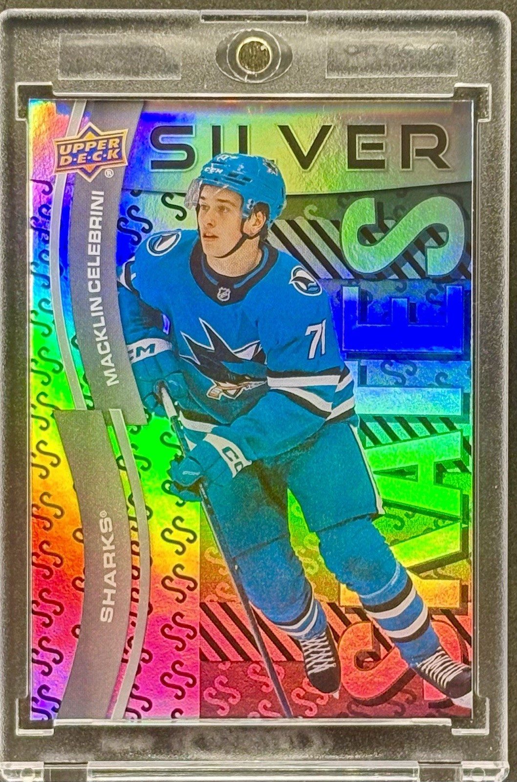 Macklin Celebrini ROOKIE RC REFRACTOR UPPER DECK SHARKS Macklin Celebrini ROOKIE RC REFRACTOR UPPER DECK SHARKS