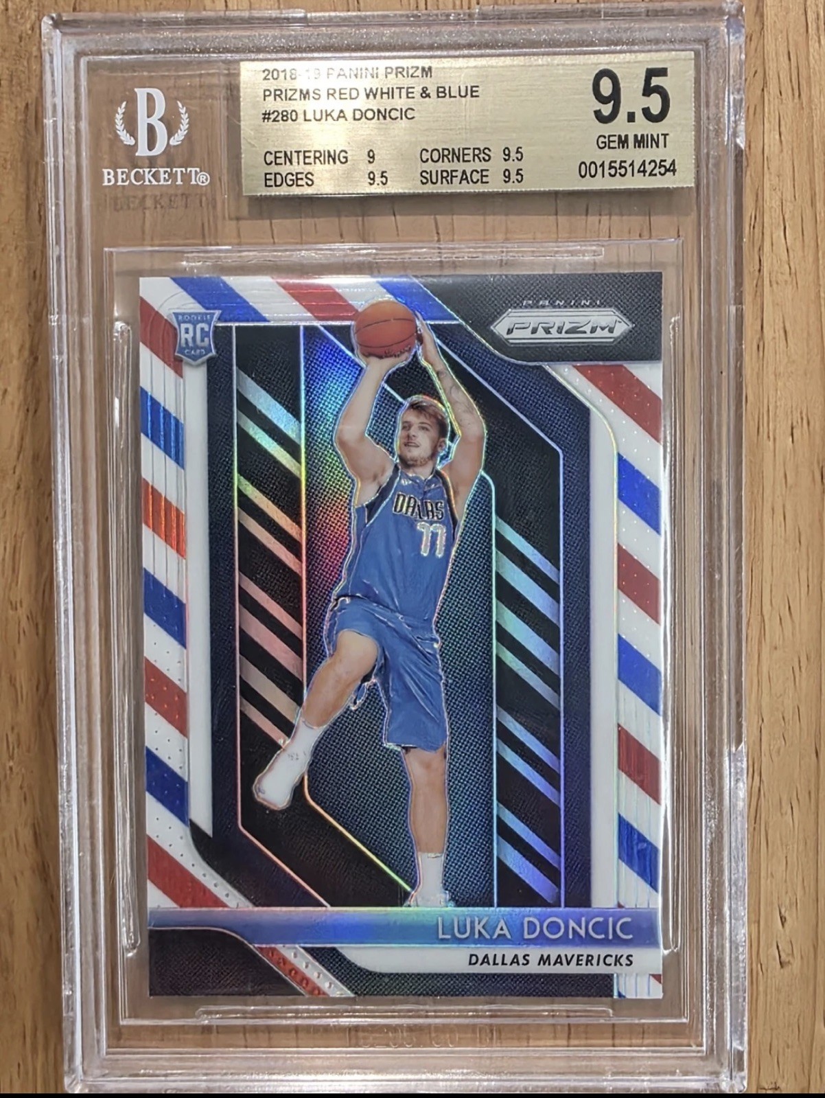 2018-19 PRIZM LUKA DONCIC RED WHITE & BLUE ROOKIE BGS 9.5 2018-19 PRIZM LUKA DONCIC RED WHITE & BLUE ROOKIE BGS 9.5