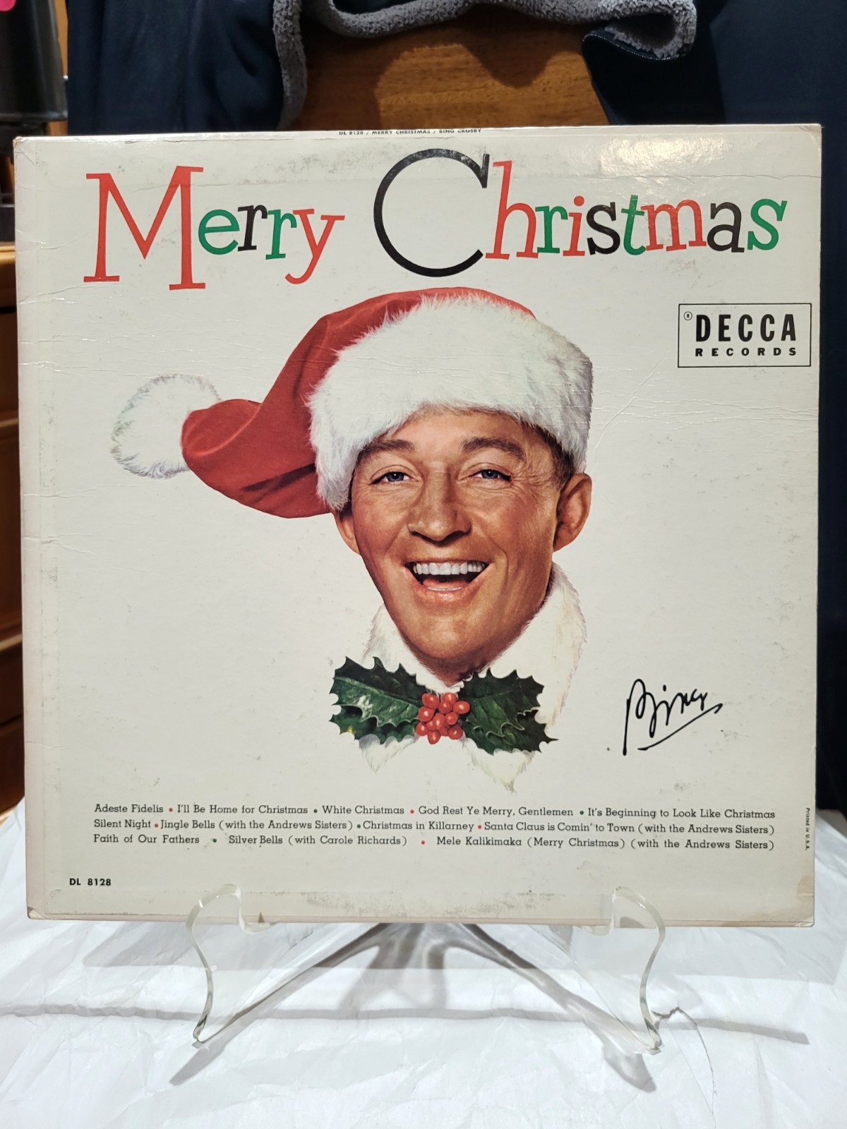 Bing Crosby – Merry Christmas – Decca – Mono – VG+ Vinyl – EX Cover